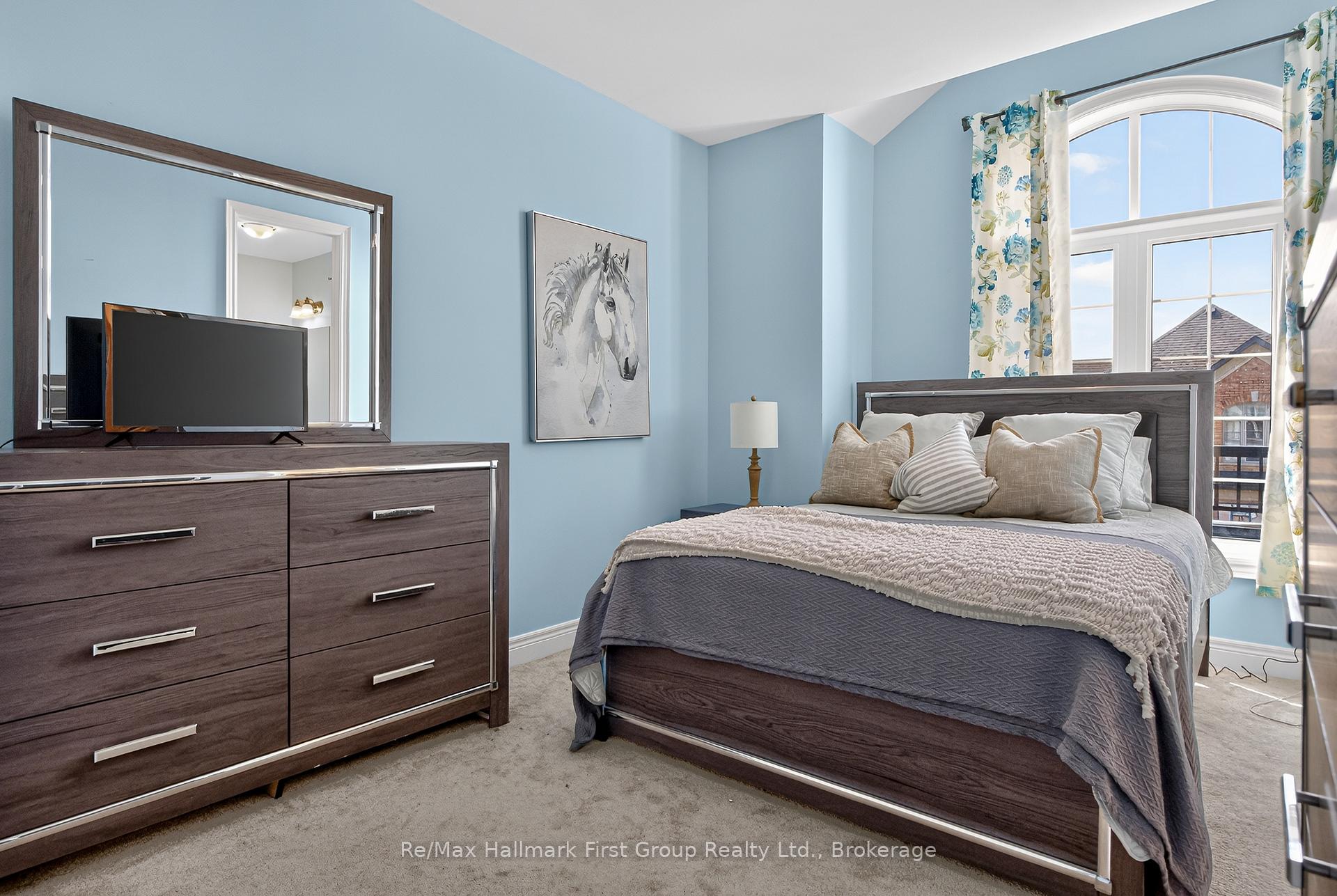 Photo 27 of 22 Hayeraft Street, Whitby, Rural Whitby — HOMEH