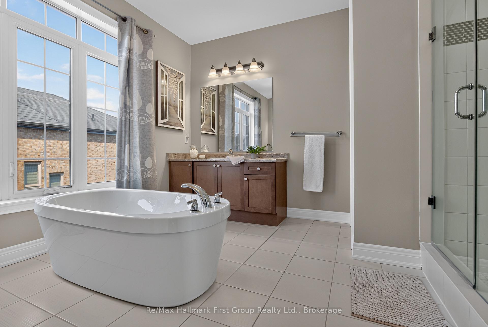 Photo 35 of 22 Hayeraft Street, Whitby, Rural Whitby — HOMEH