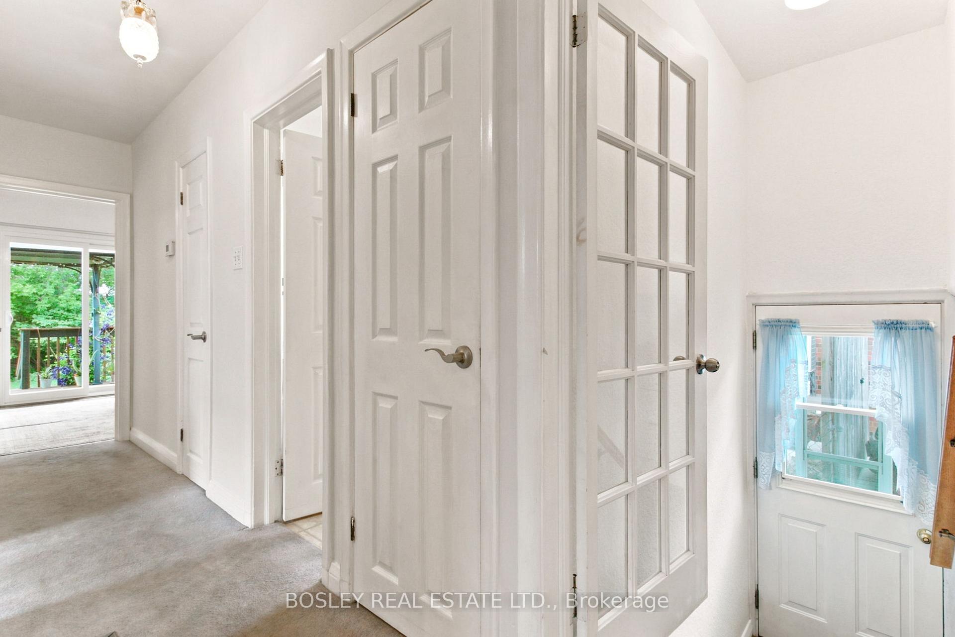 Photo 18 of 251 Ellington Drive, Scarborough, Wexford-Maryvale — HOMEH