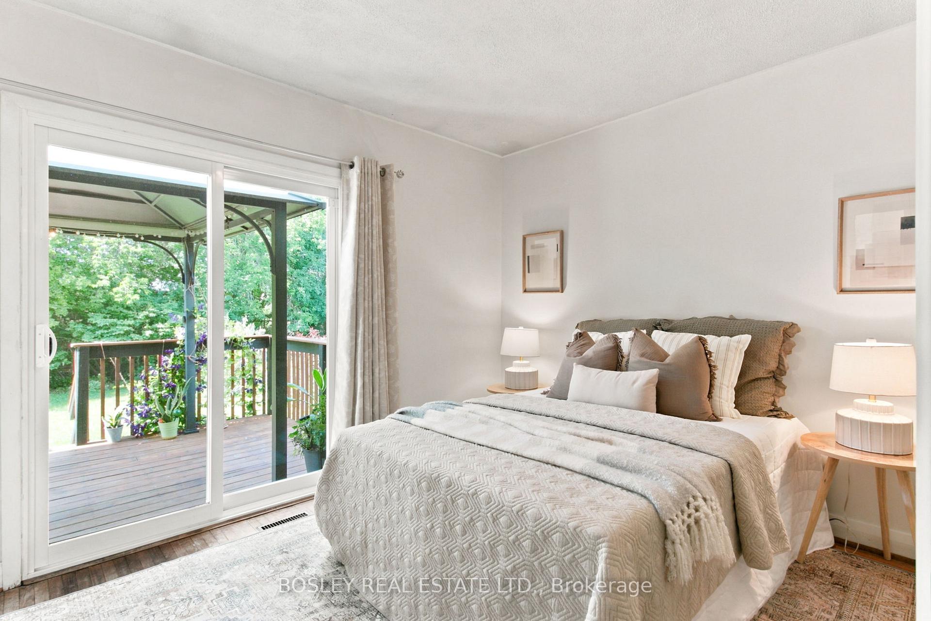 Photo 19 of 251 Ellington Drive, Scarborough, Wexford-Maryvale — HOMEH