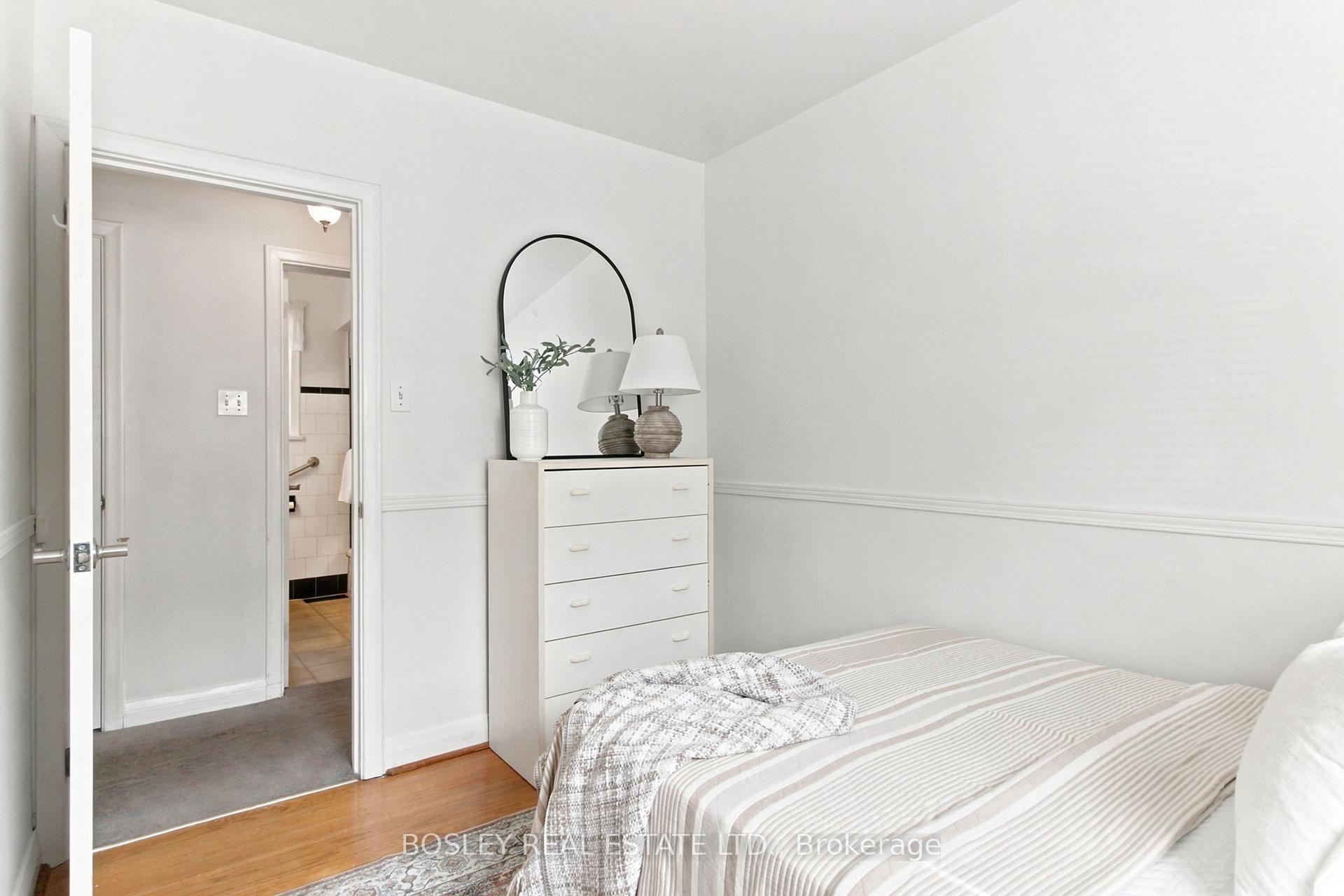 Photo 25 of 251 Ellington Drive, Scarborough, Wexford-Maryvale — HOMEH