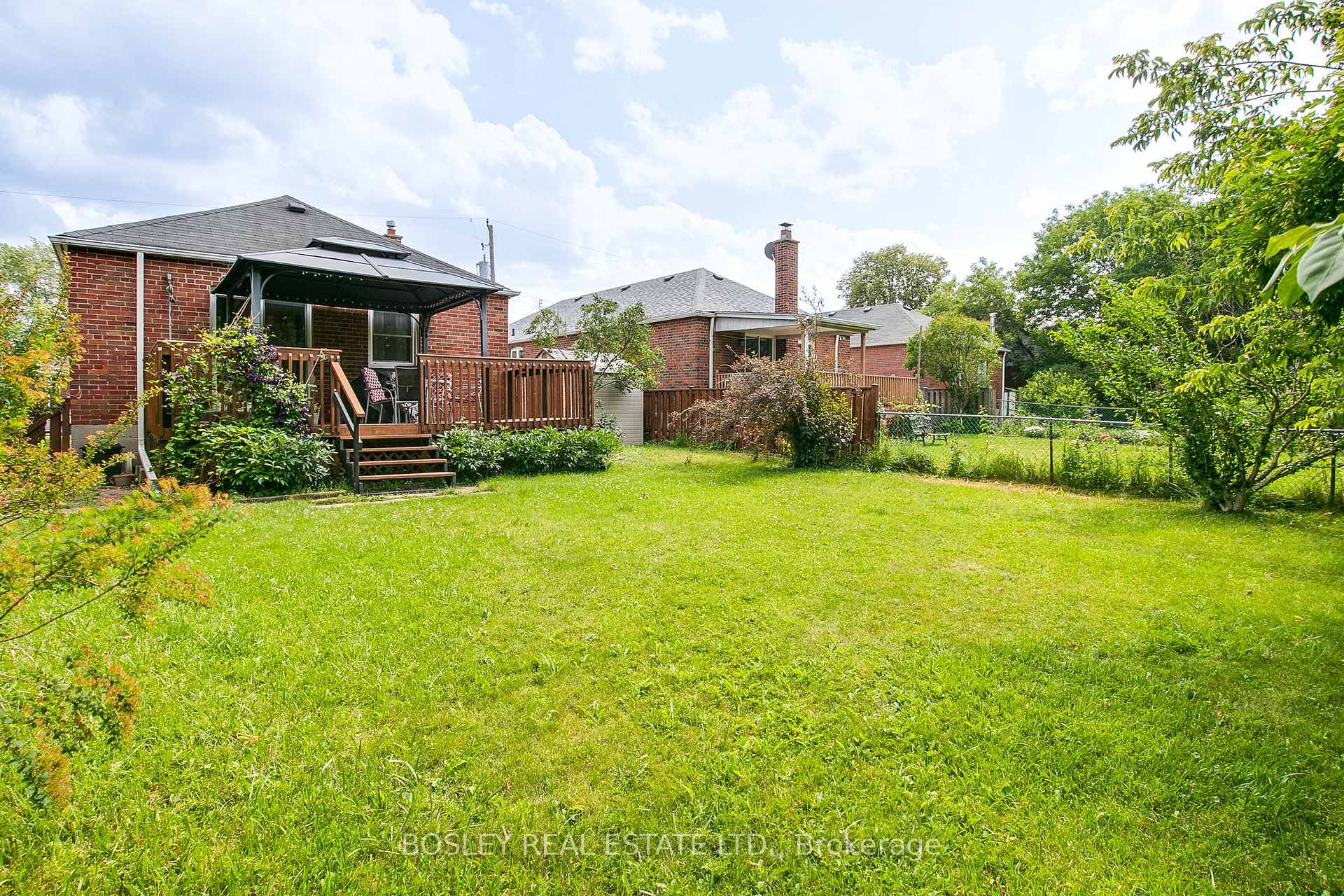 Photo 38 of 251 Ellington Drive, Scarborough, Wexford-Maryvale — HOMEH