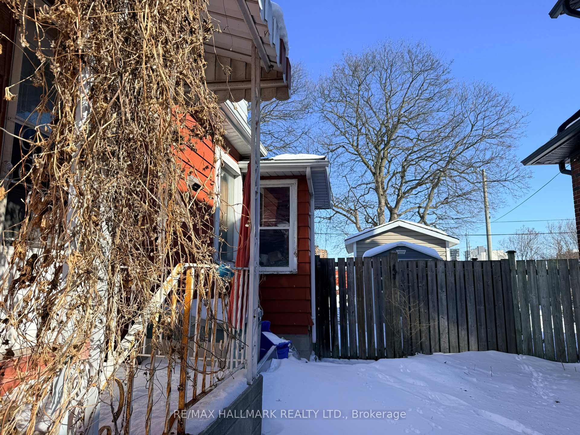 Photo 4 of 87 Gladstone Avenue, Oshawa, McLaughlin — HOMEH