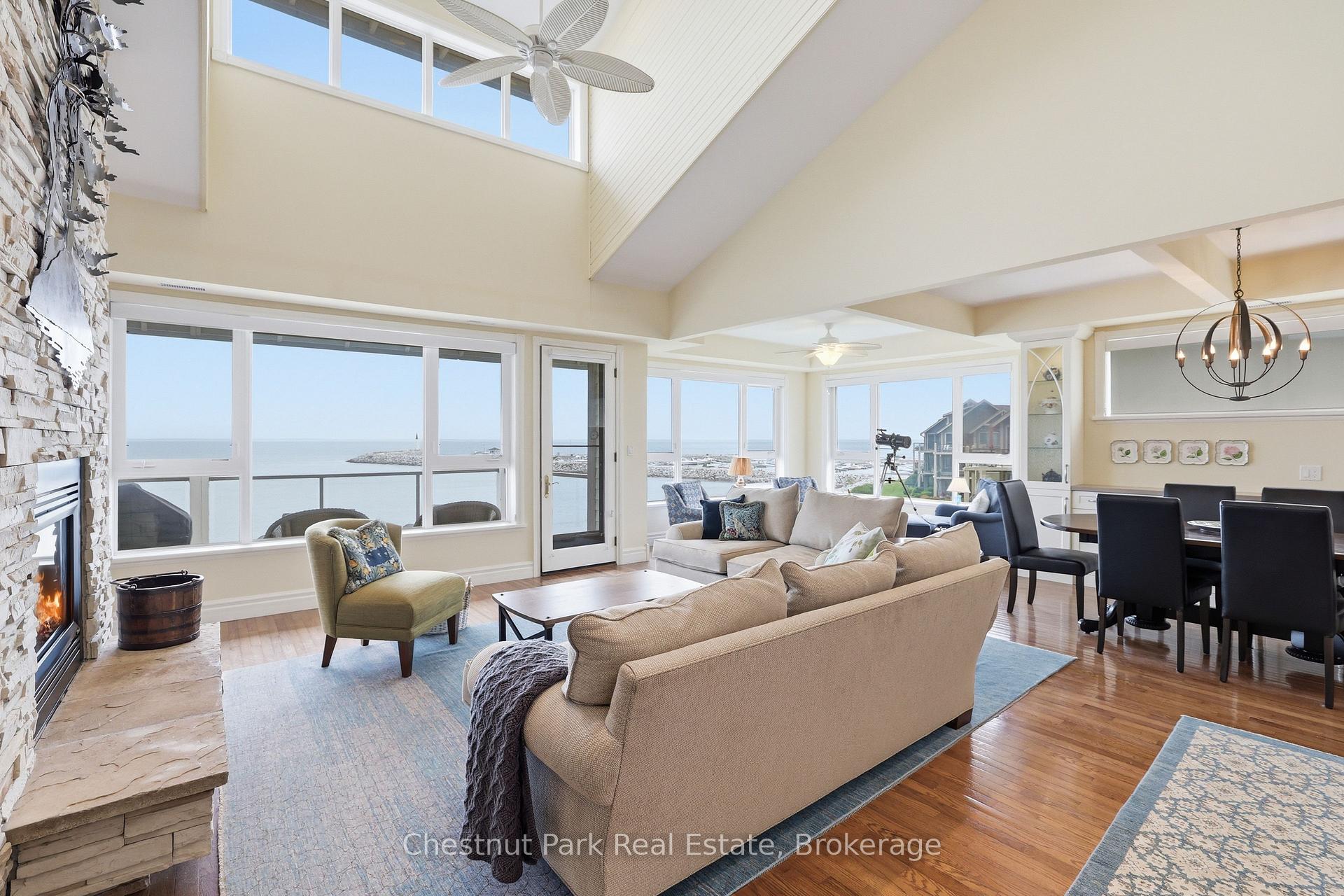 Photo 16 of 504 Mariners Way, Collingwood — HOMEH
