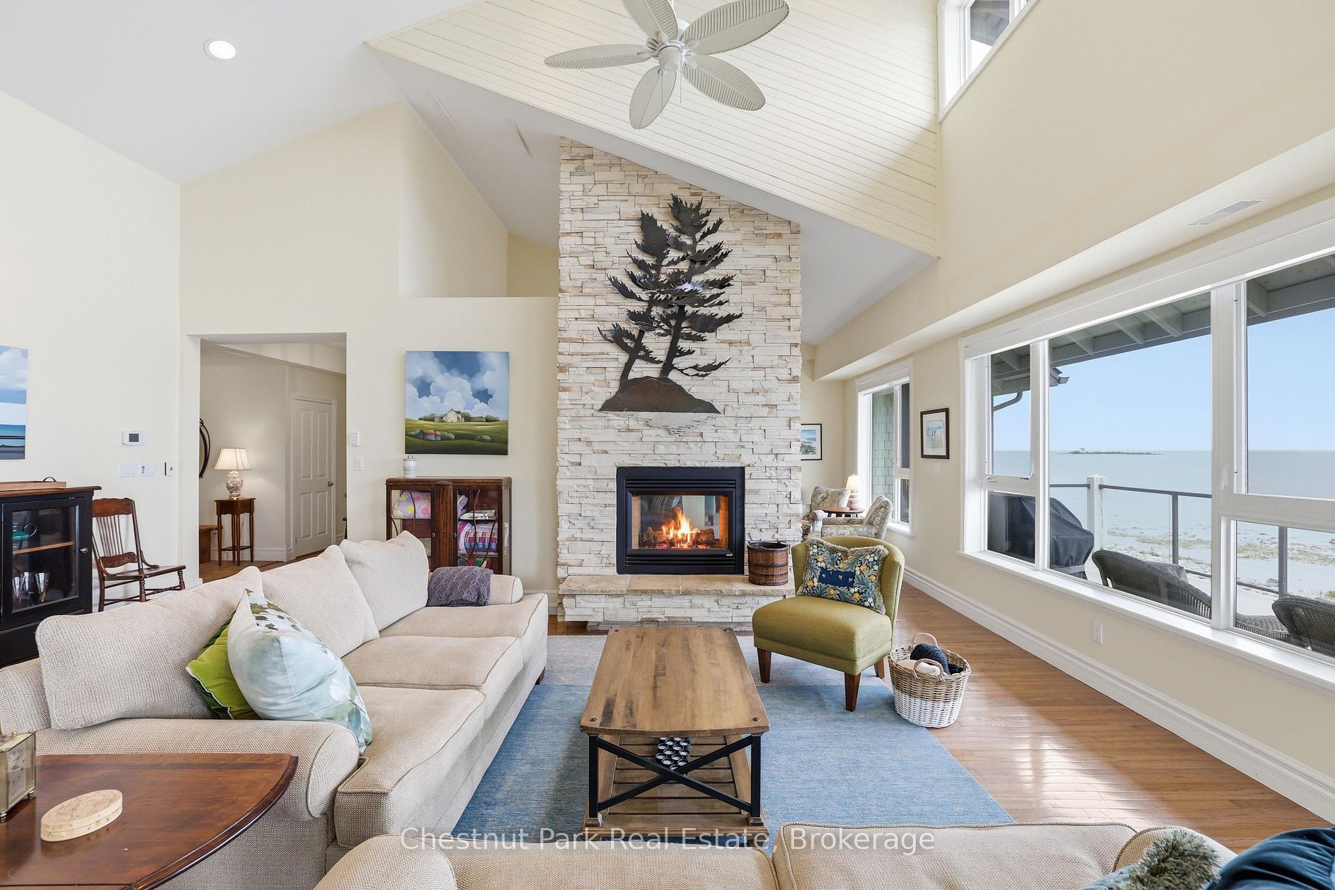 Photo 19 of 504 Mariners Way, Collingwood — HOMEH