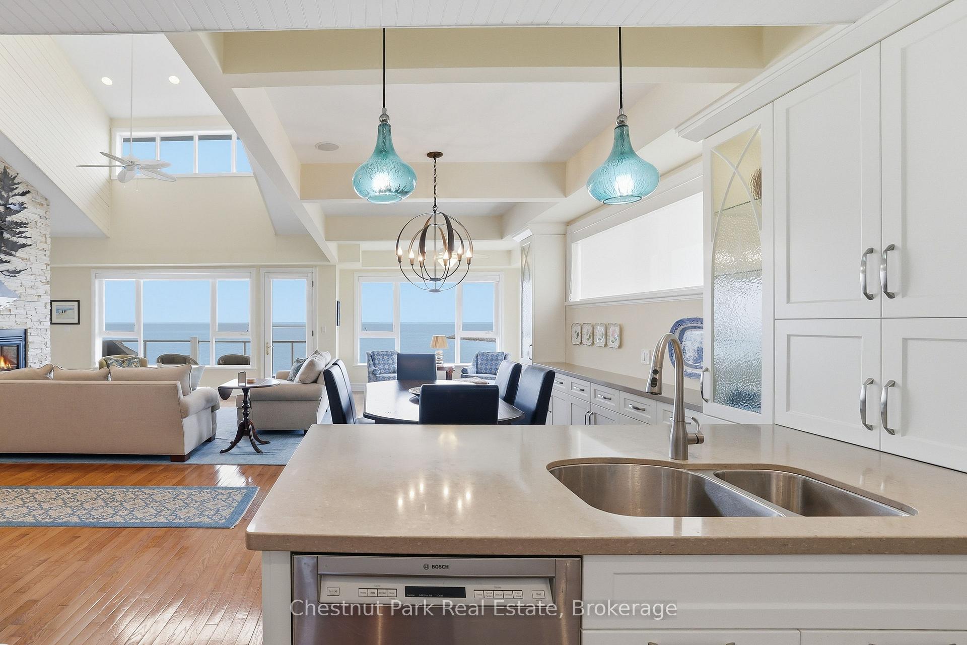 Photo 28 of 504 Mariners Way, Collingwood — HOMEH