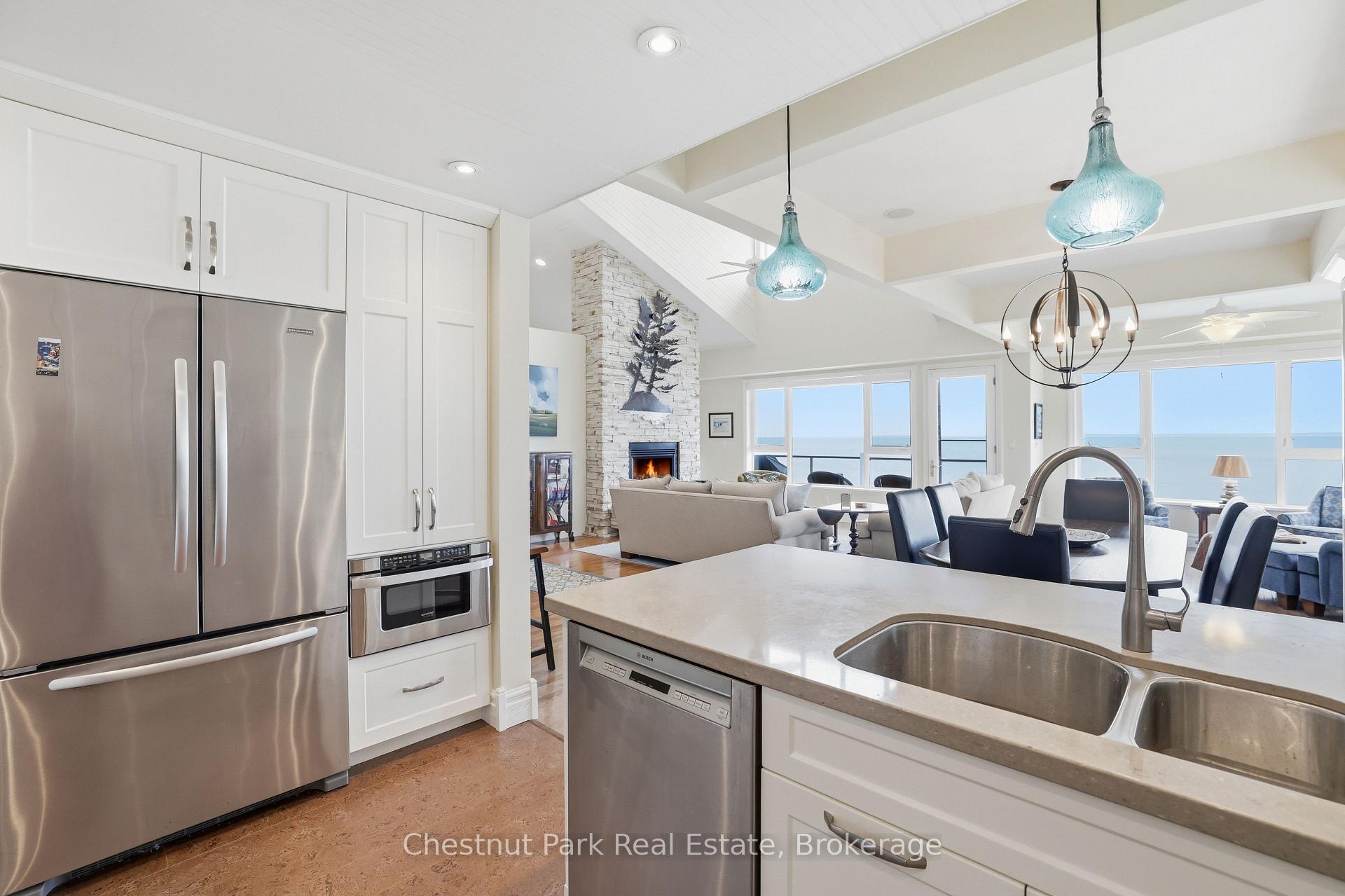 Photo 31 of 504 Mariners Way, Collingwood — HOMEH