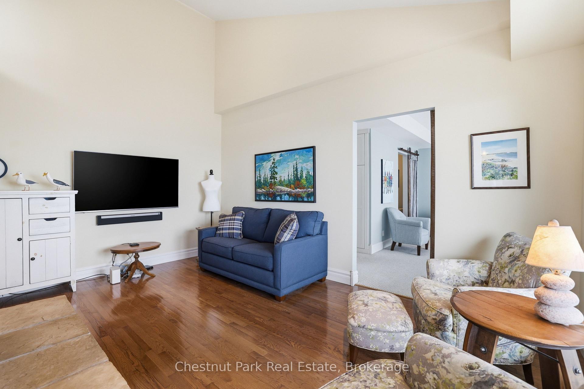 Photo 38 of 504 Mariners Way, Collingwood — HOMEH