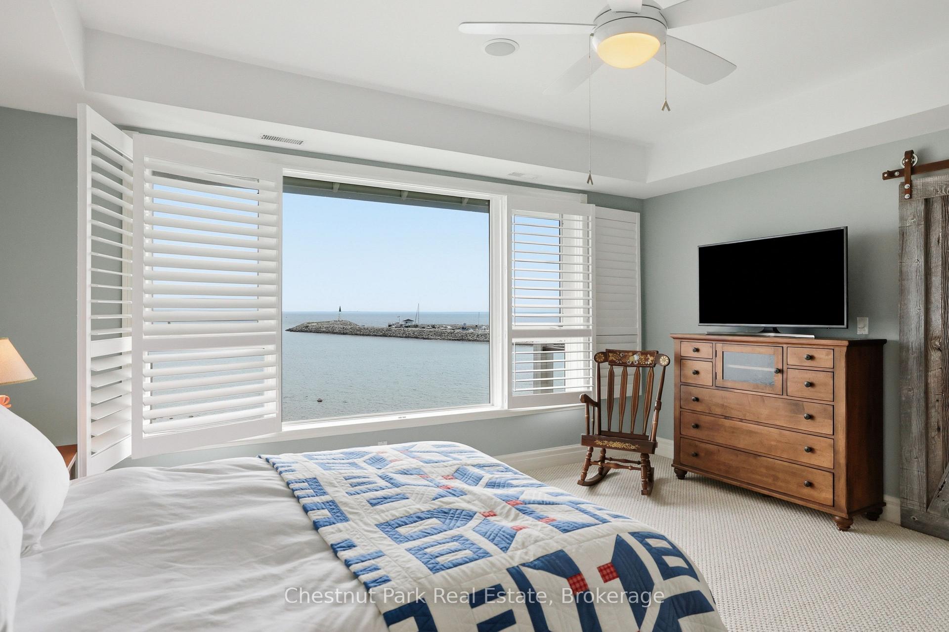 Photo 40 of 504 Mariners Way, Collingwood — HOMEH