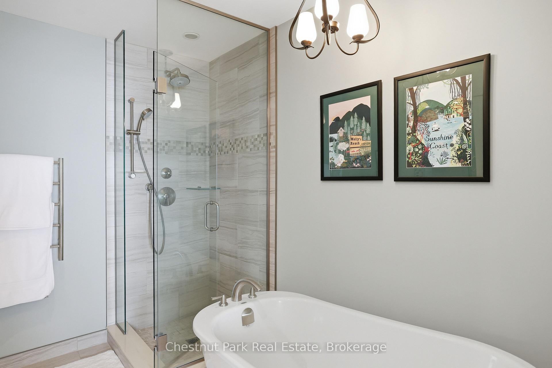 Photo 44 of 504 Mariners Way, Collingwood — HOMEH