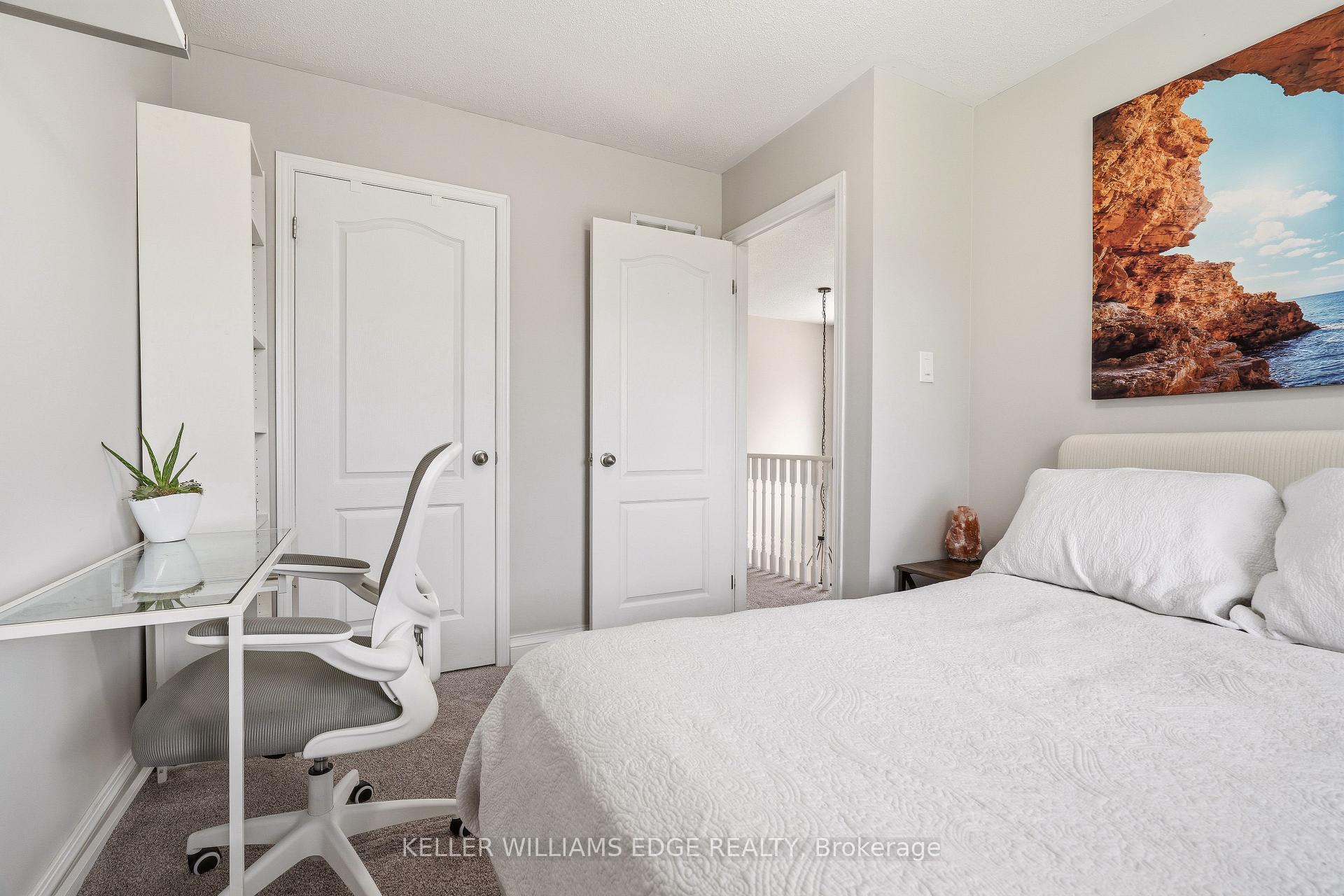 Photo 20 of 84 Rockhaven Lane, Hamilton, Waterdown — HOMEH