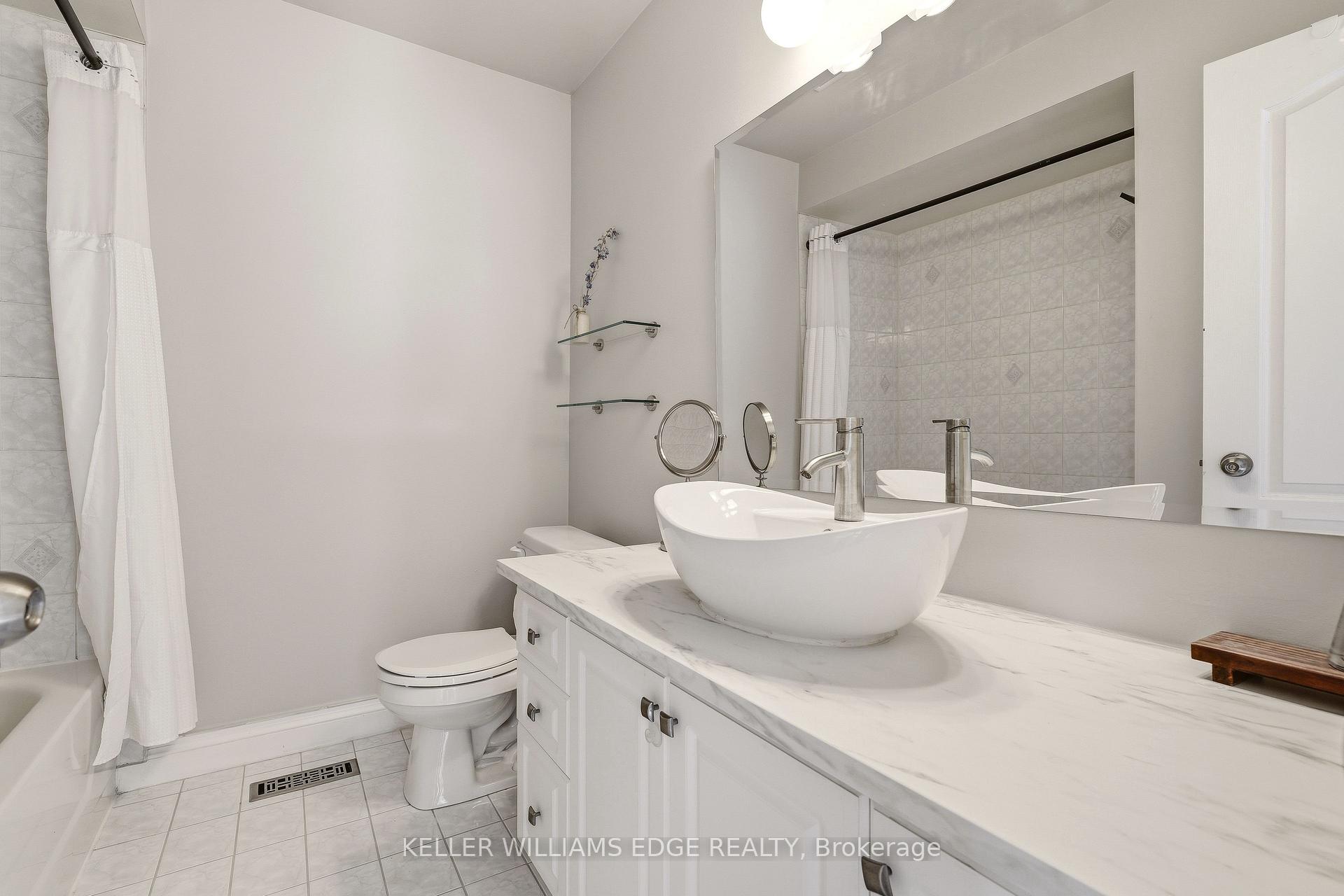 Photo 22 of 84 Rockhaven Lane, Hamilton, Waterdown — HOMEH
