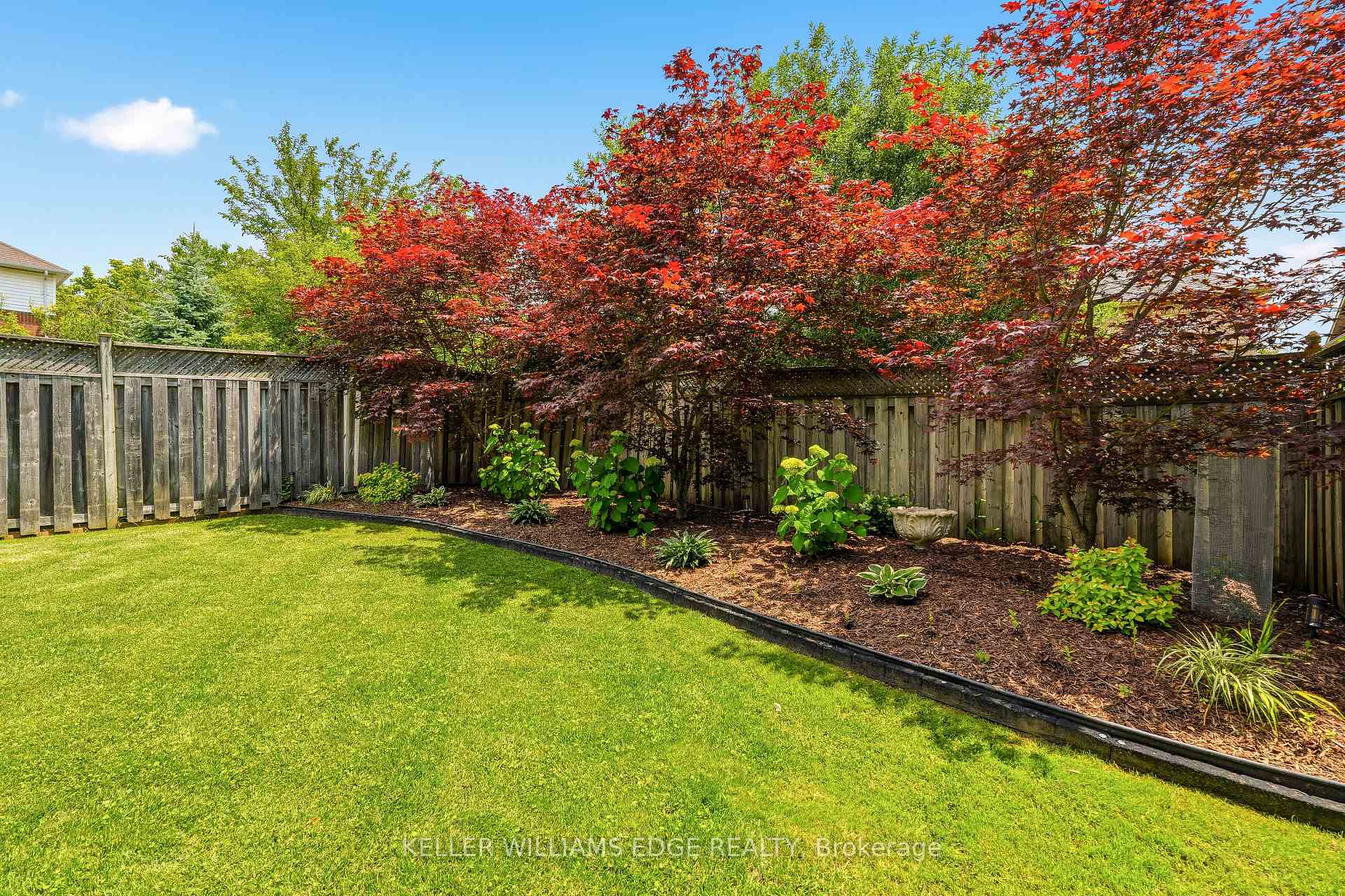 Photo 38 of 84 Rockhaven Lane, Hamilton, Waterdown — HOMEH