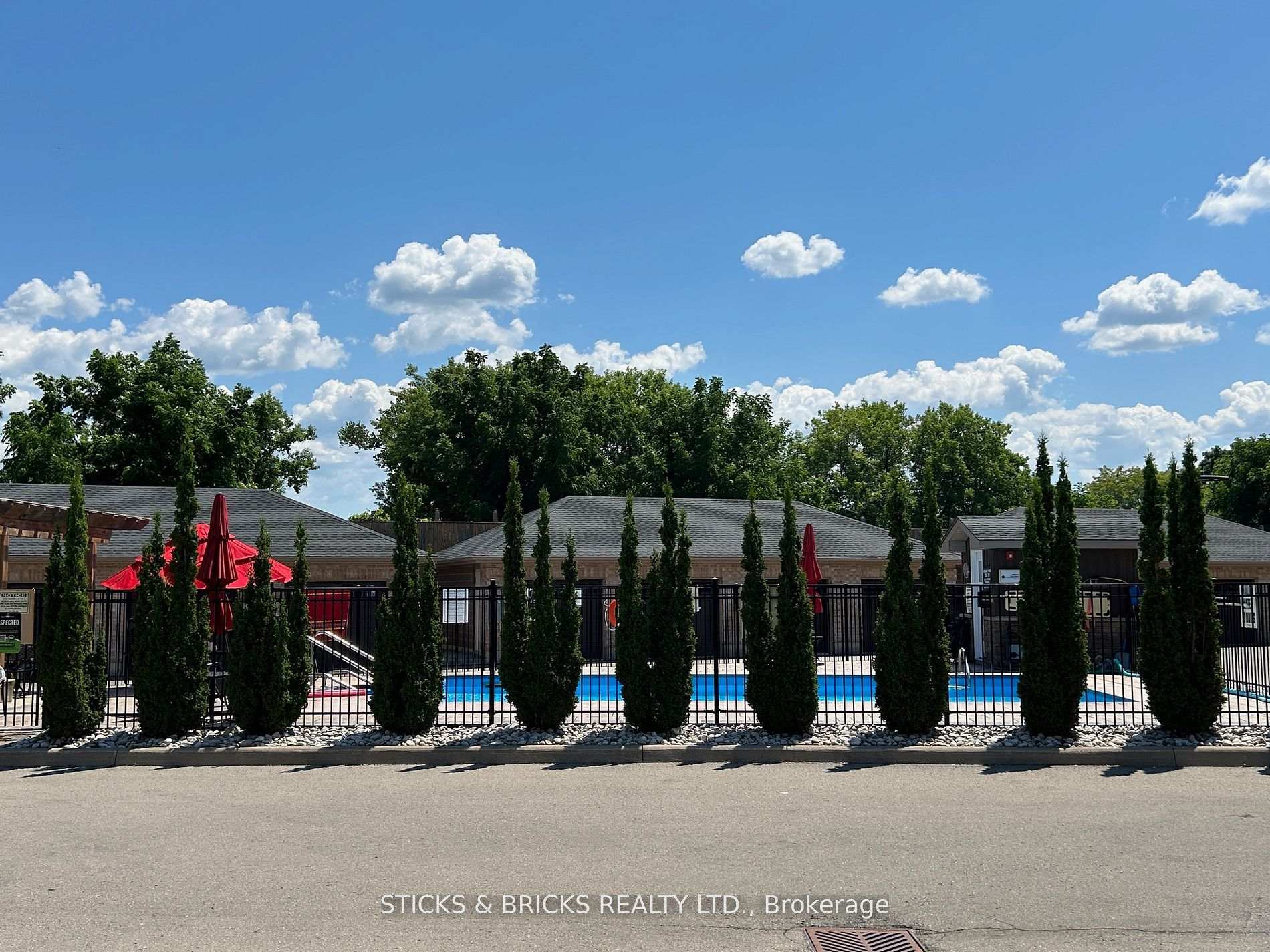 Photo 20 of Unit 111, 4644 Pettit Avenue, Niagara Falls, Morrison — HOMEH