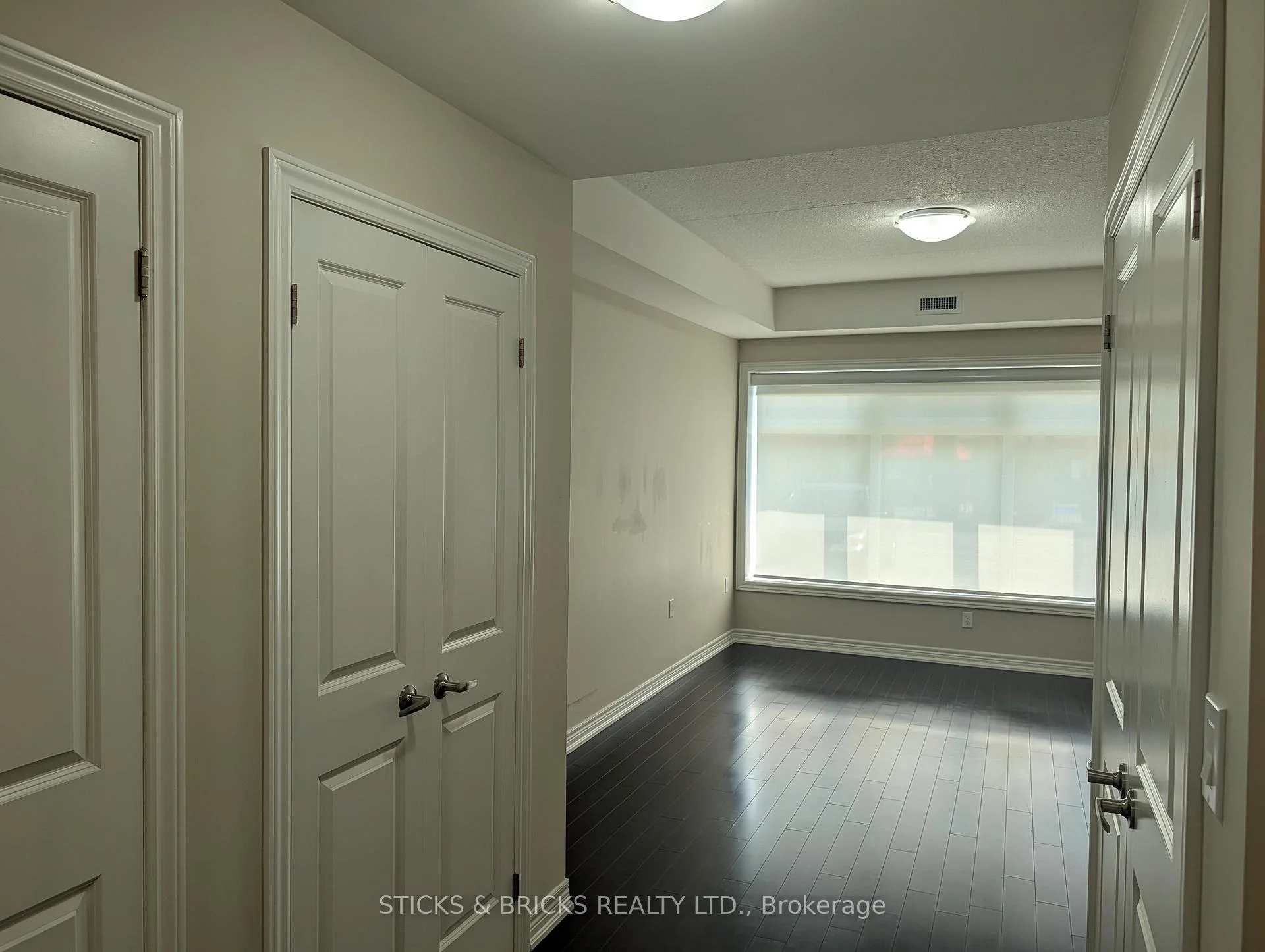 Photo 12 of Unit 111, 4644 Pettit Avenue, Niagara Falls, Morrison — HOMEH