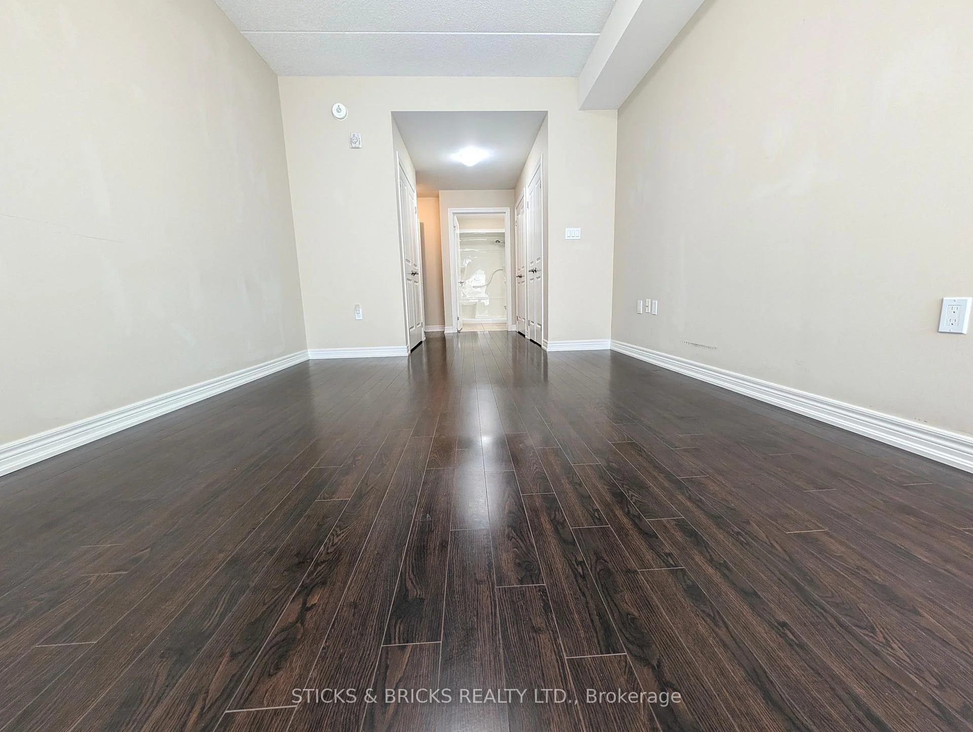 Photo 24 of Unit 111, 4644 Pettit Avenue, Niagara Falls, Morrison — HOMEH