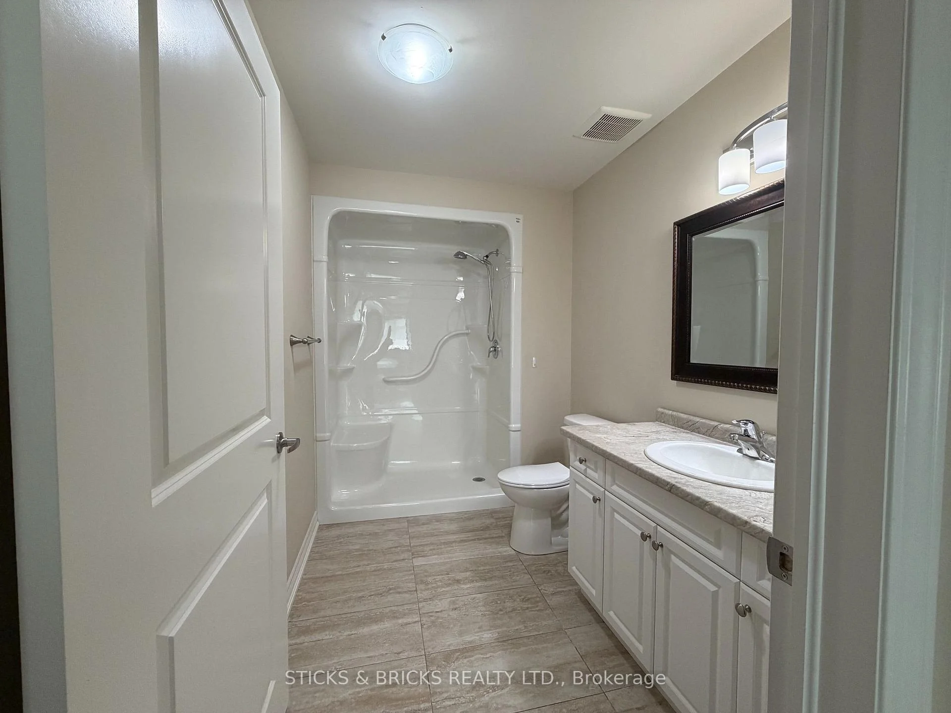 Photo 14 of Unit 111, 4644 Pettit Avenue, Niagara Falls, Morrison — HOMEH