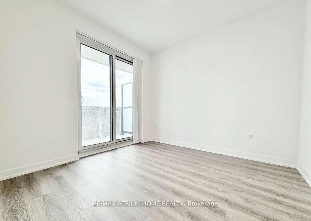 Photo 5 of Unit 3915, 195 Commerce Street, Vaughan, Vaughan Corporate Centre — HOMEH