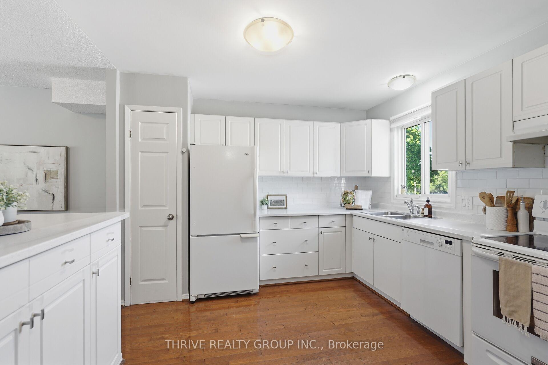Photo 5 of Unit 10, 215 Commissioners Road, London, South D — HOMEH