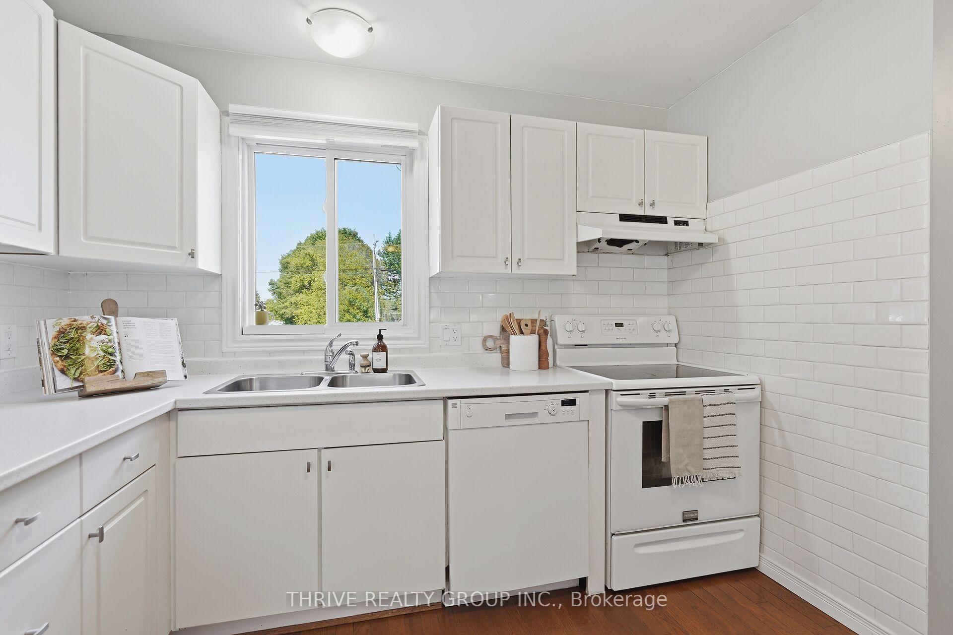 Photo 7 of Unit 10, 215 Commissioners Road, London, South D — HOMEH