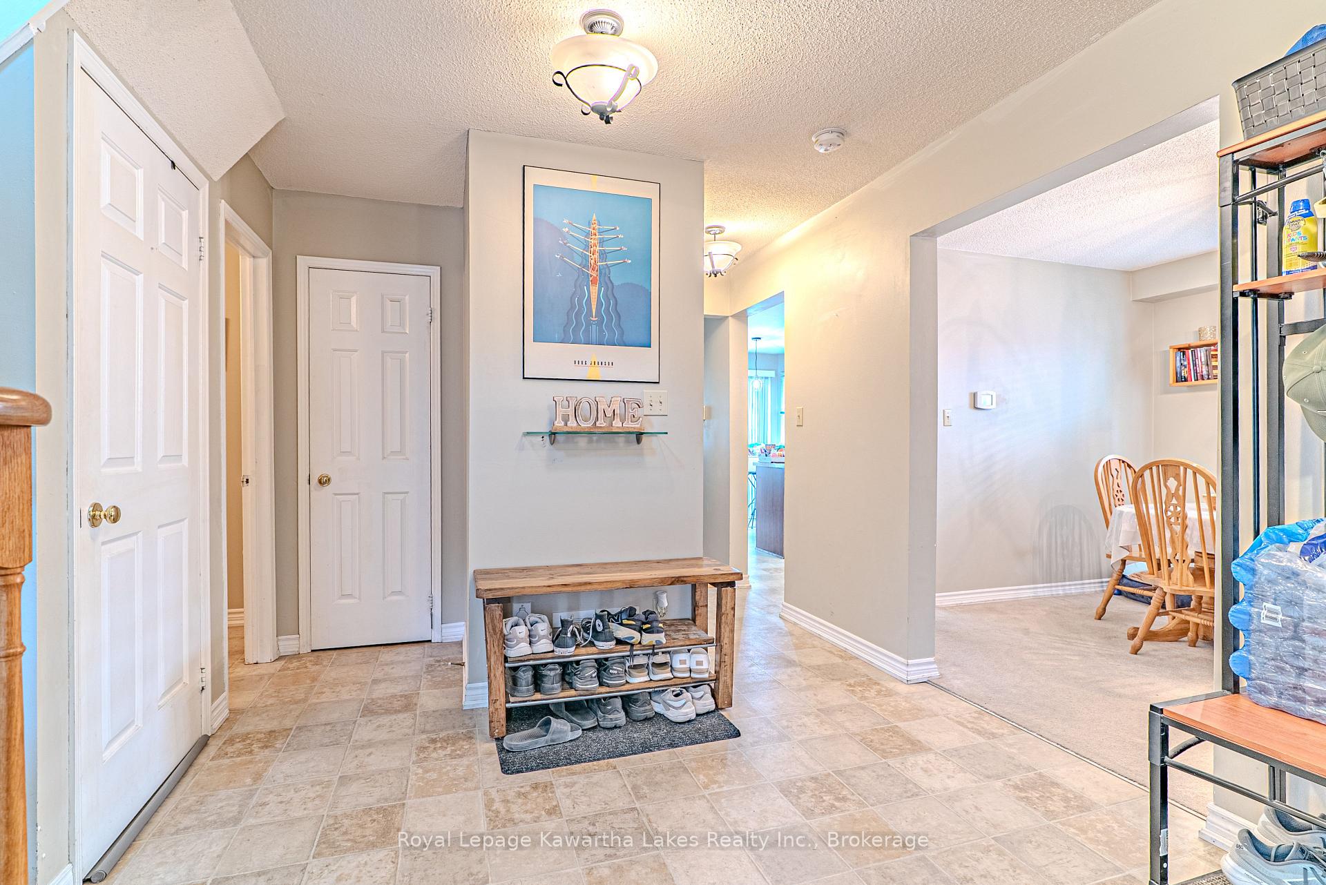 Photo 8 of 38 Lipton Crescent, Whitby, Pringle Creek — HOMEH