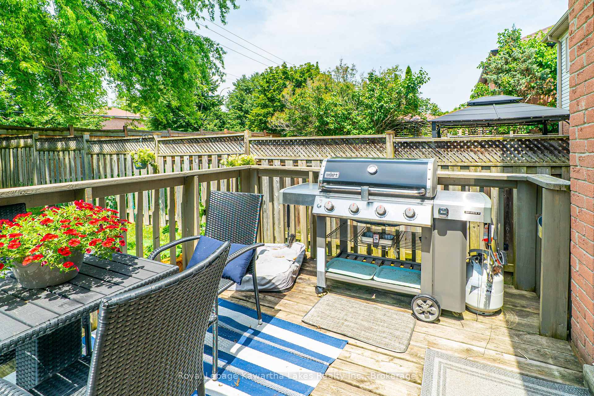 Photo 30 of 38 Lipton Crescent, Whitby, Pringle Creek — HOMEH