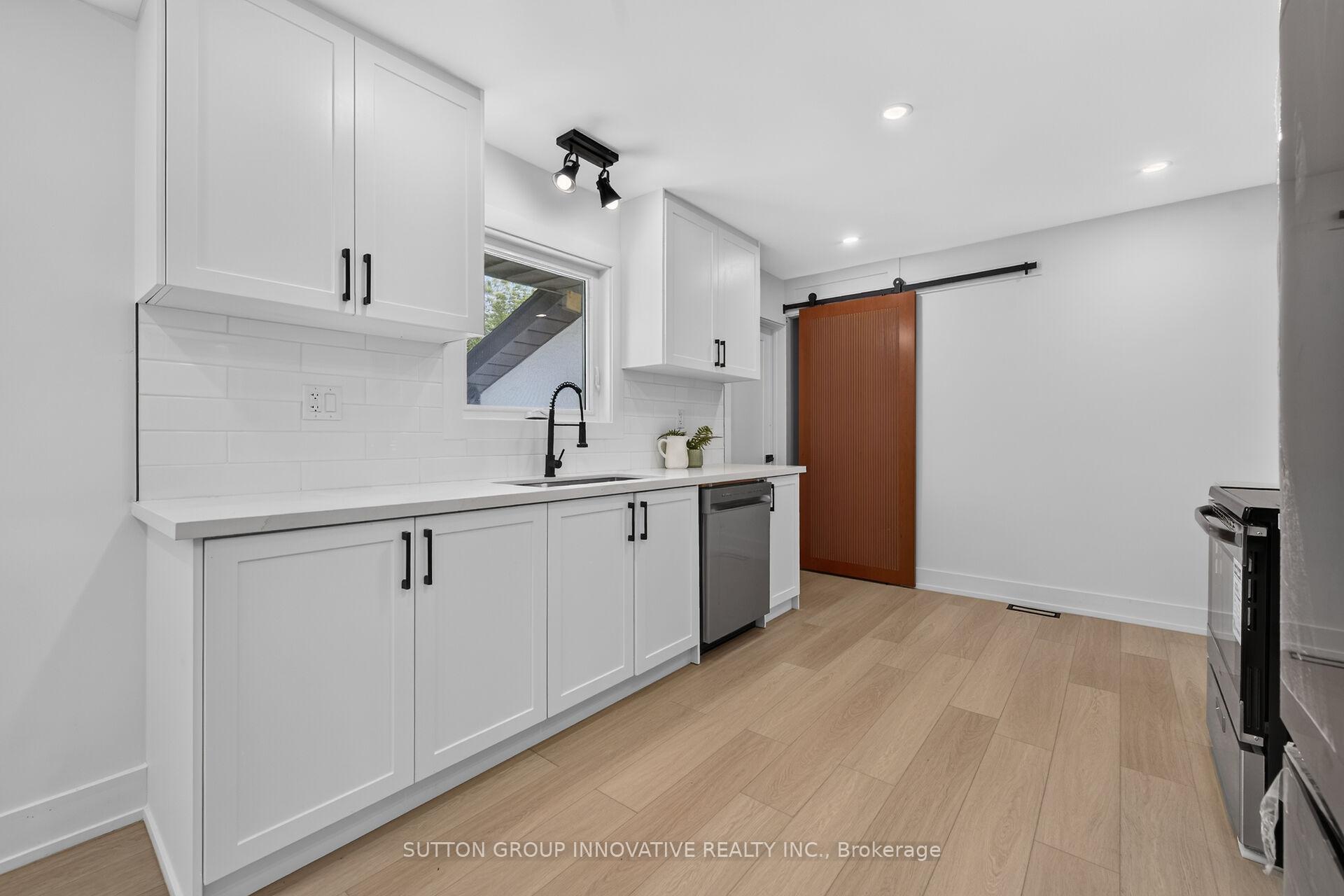 Photo 20 of 124 Corman Avenue, Hamilton, Stoney Creek — HOMEH