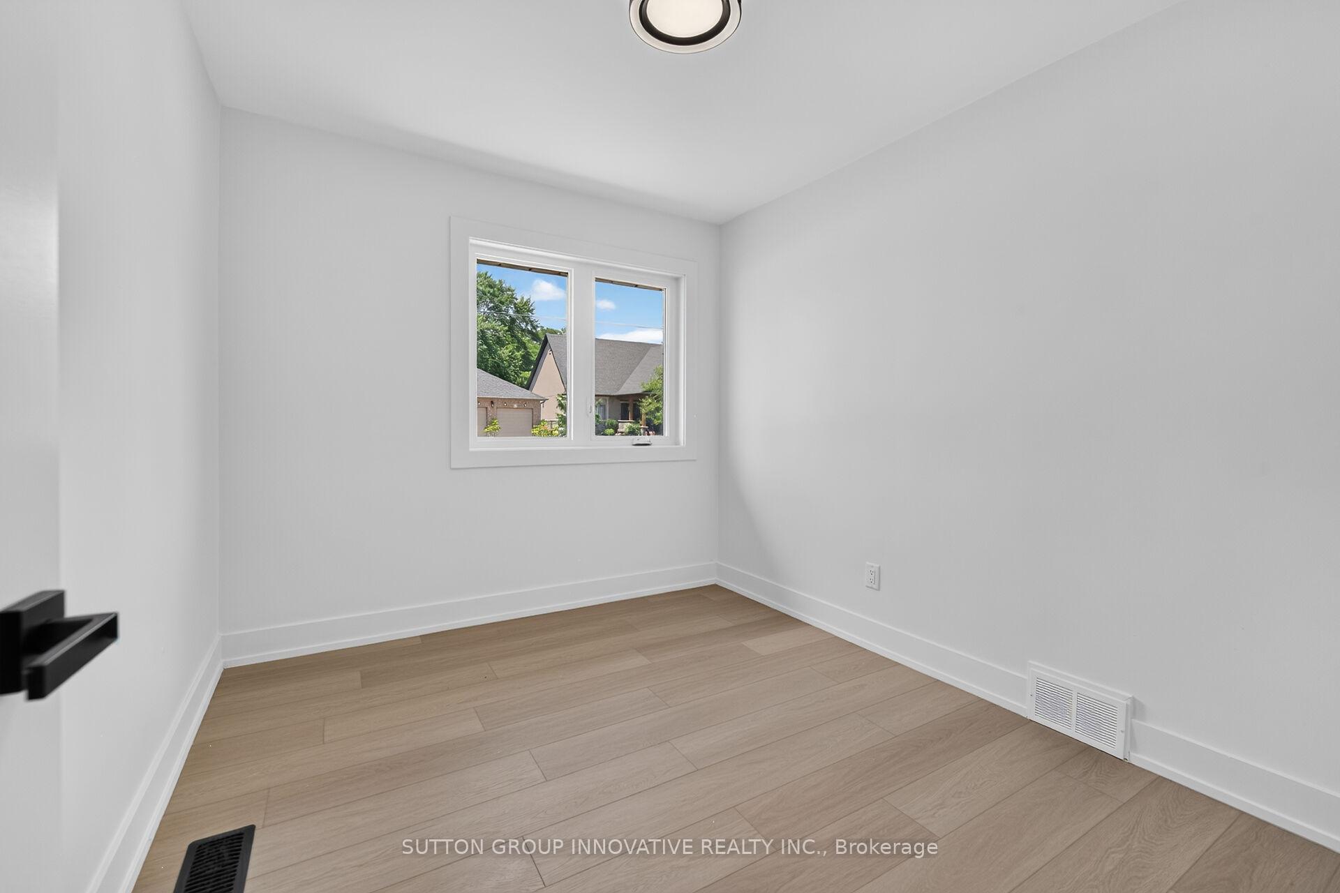 Photo 33 of 124 Corman Avenue, Hamilton, Stoney Creek — HOMEH