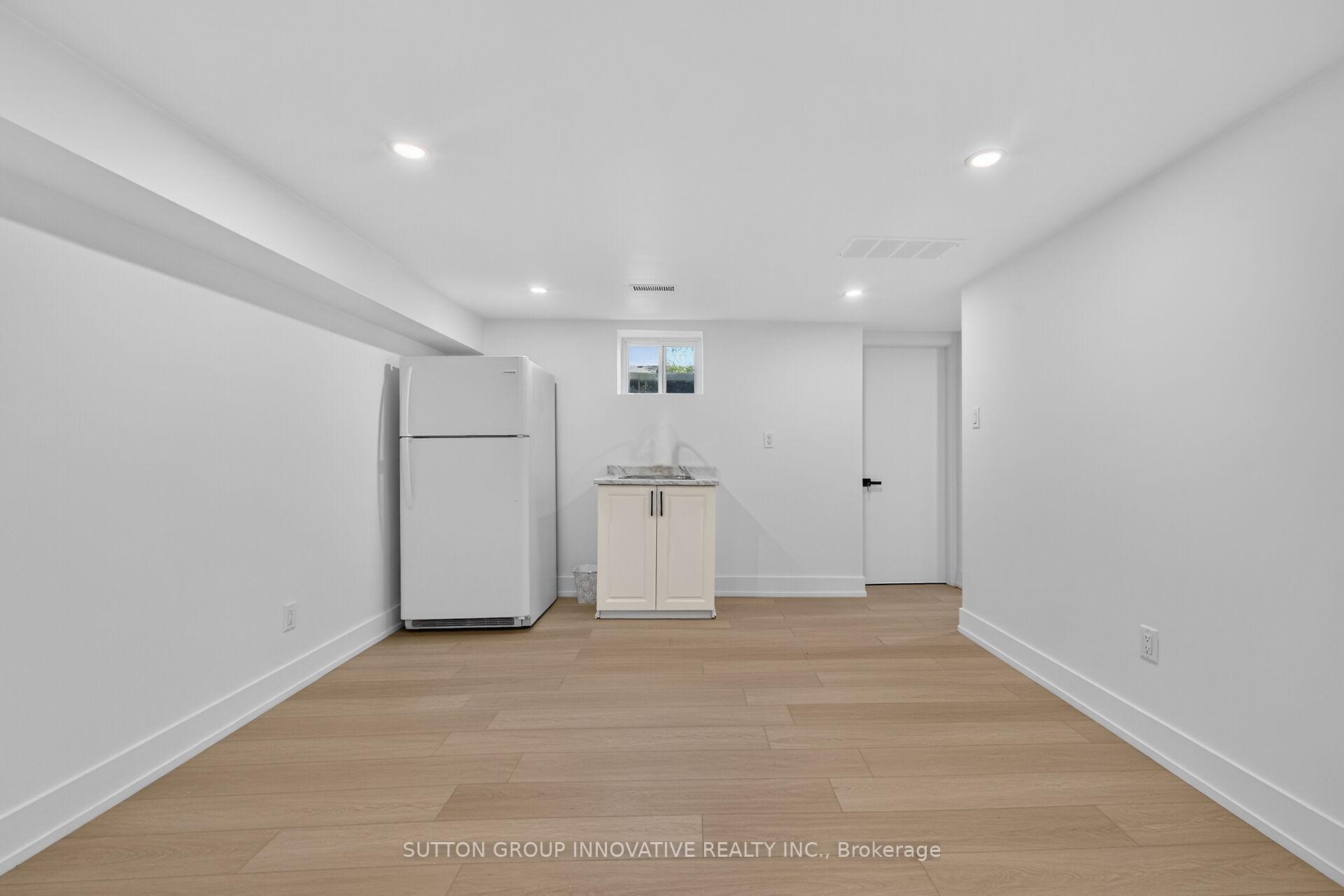 Photo 43 of 124 Corman Avenue, Hamilton, Stoney Creek — HOMEH