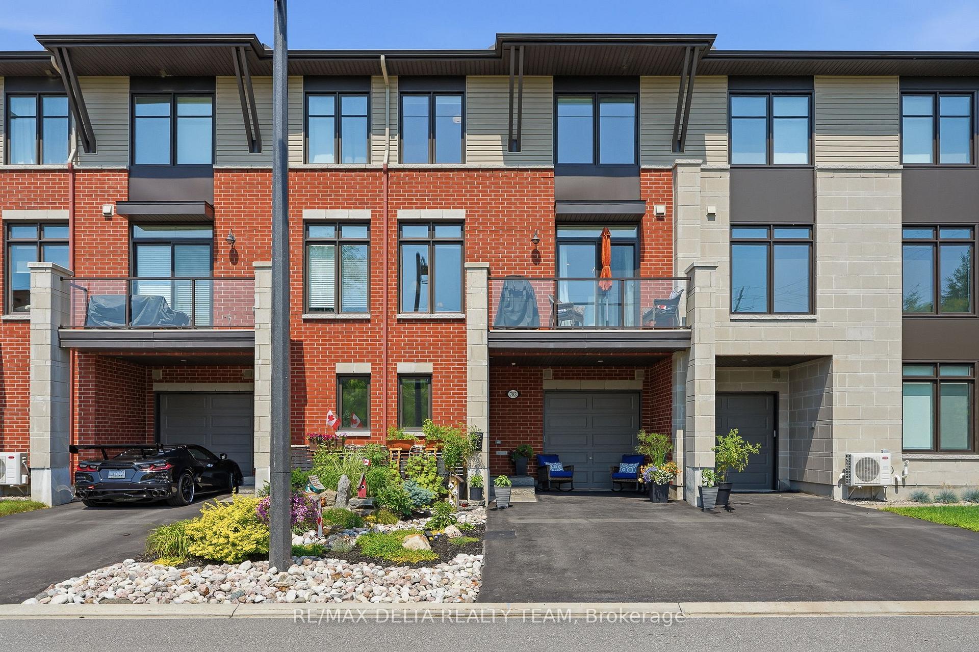 Front of 782 Cap Diamant Way