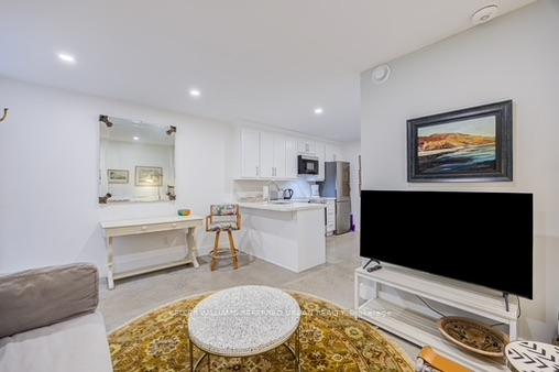 Photo 4 of Unit Bsmt, 64 Grenadier Road, Toronto, Roncesvalles — HOMEH