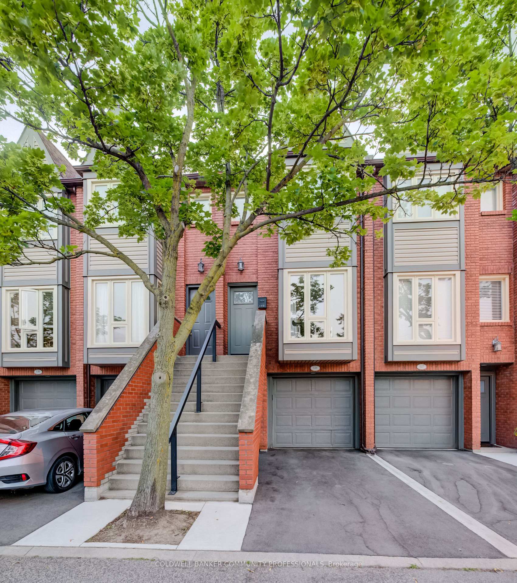 Photo 4 of Unit 128, 895 Maple Avenue, Burlington, Brant — HOMEH