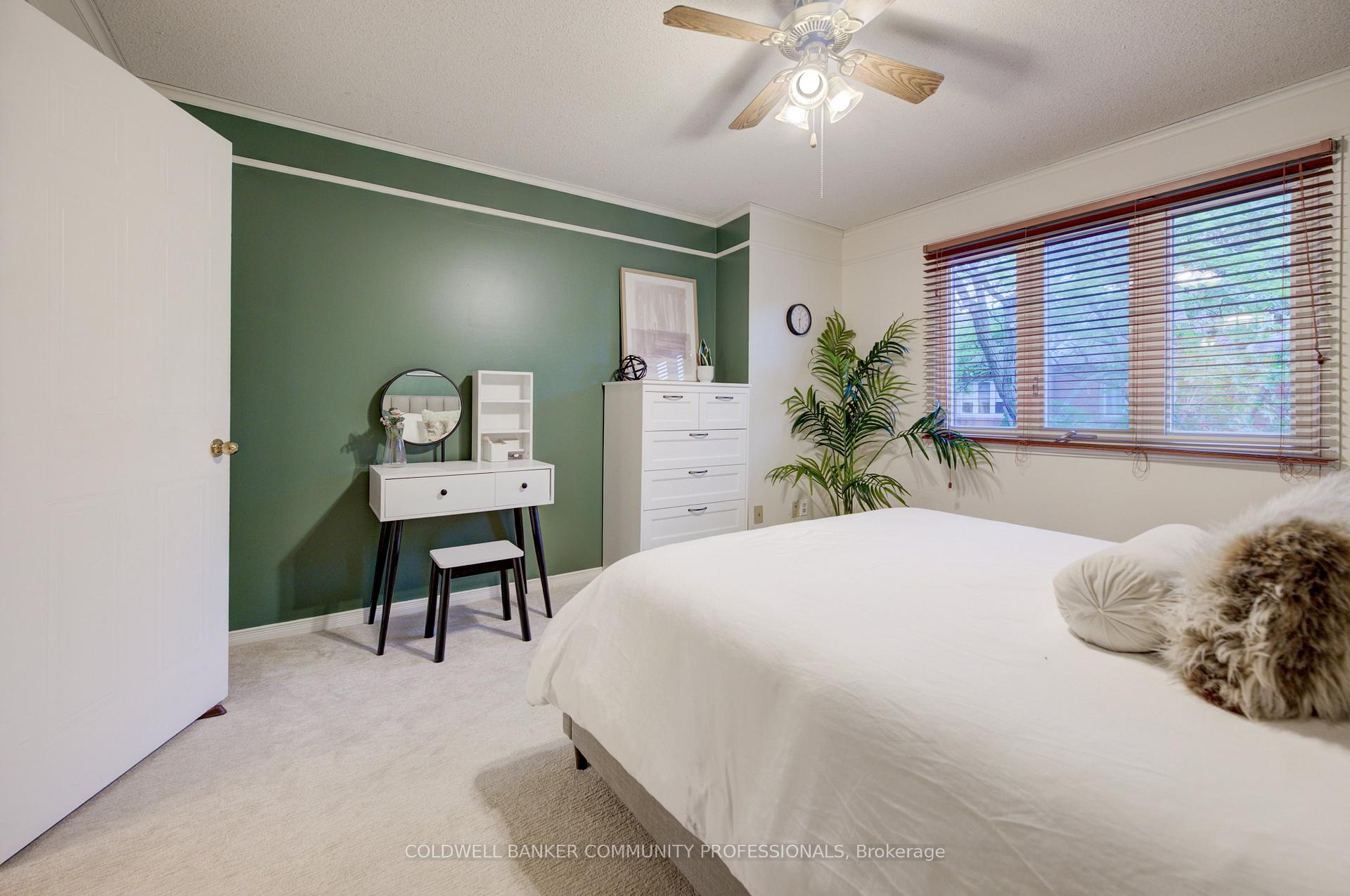 Photo 24 of Unit 128, 895 Maple Avenue, Burlington, Brant — HOMEH