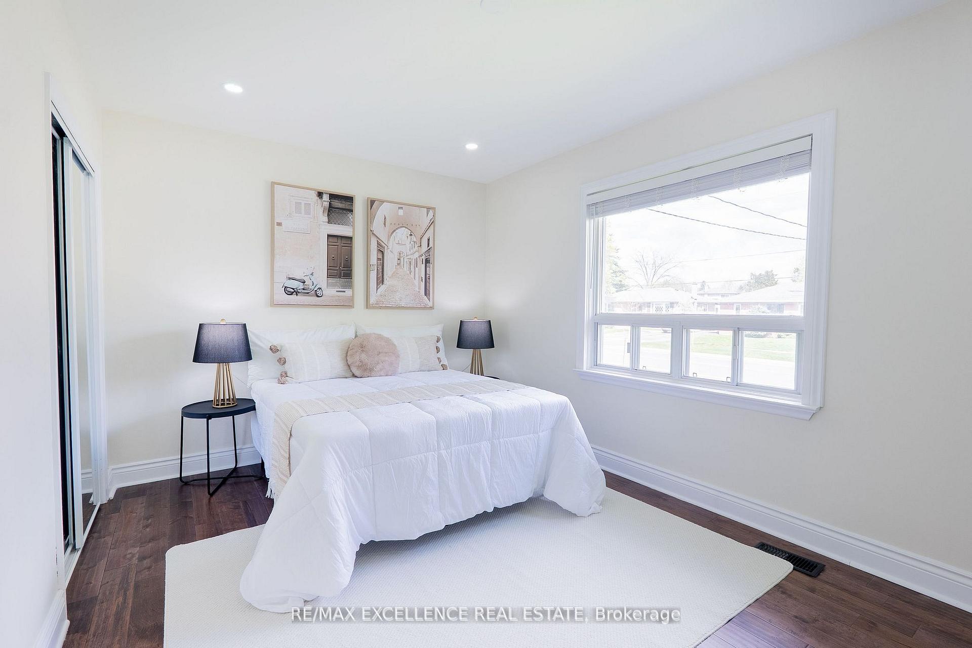 Photo 13 of 431 Delrex Boulevard, Halton Hills, Georgetown — HOMEH