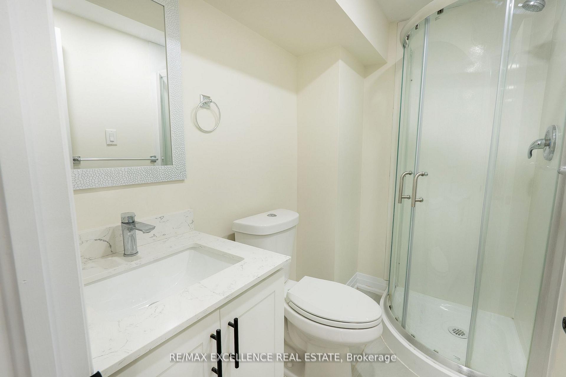 Photo 38 of 431 Delrex Boulevard, Halton Hills, Georgetown — HOMEH