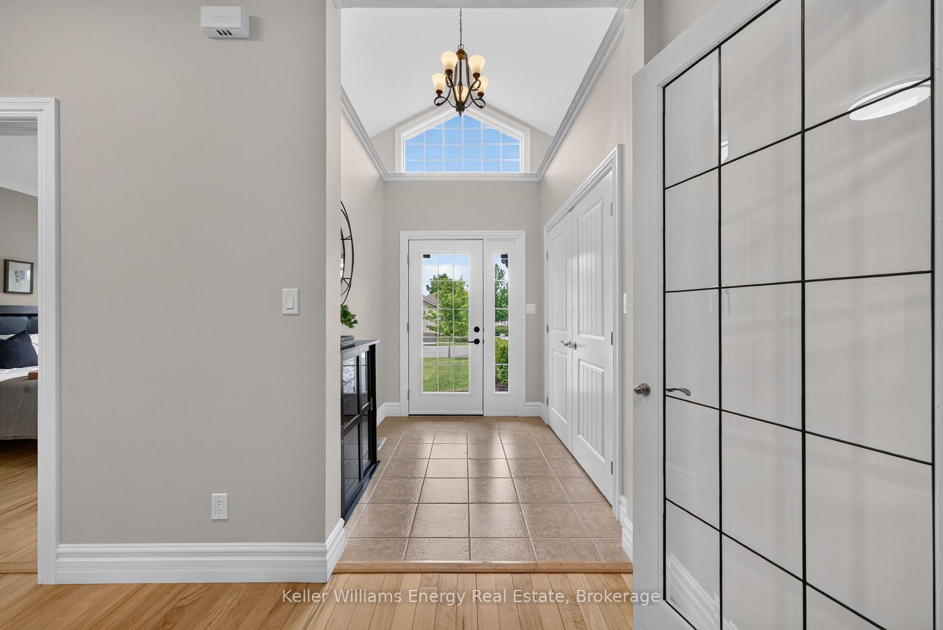 Photo 6 of 19 Jasper Avenue, Prince Edward County, Picton Ward — HOMEH