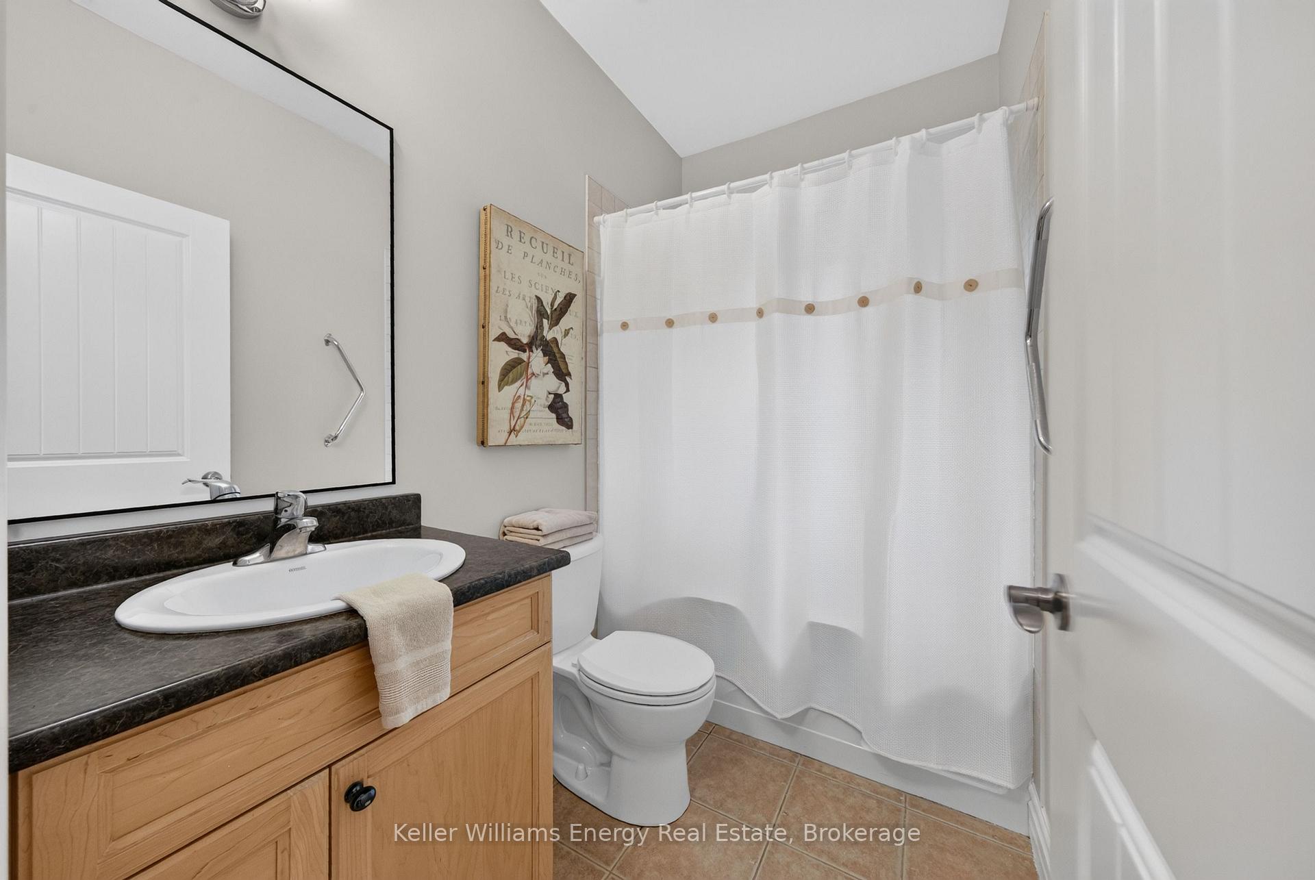 Photo 32 of 19 Jasper Avenue, Prince Edward County, Picton Ward — HOMEH