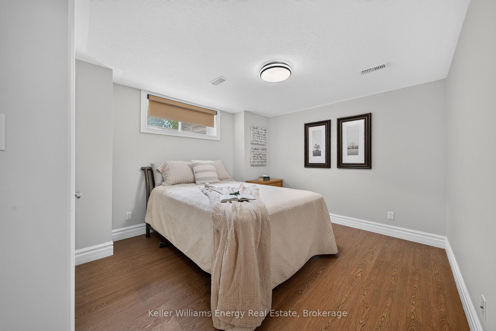Photo 34 of 19 Jasper Avenue, Prince Edward County, Picton Ward — HOMEH