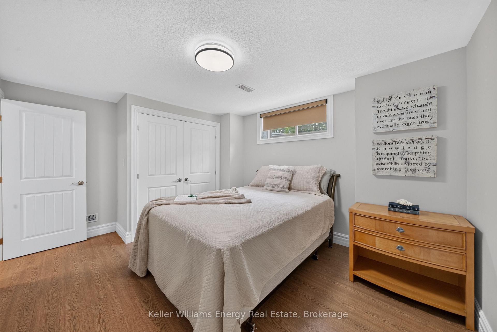 Photo 35 of 19 Jasper Avenue, Prince Edward County, Picton Ward — HOMEH
