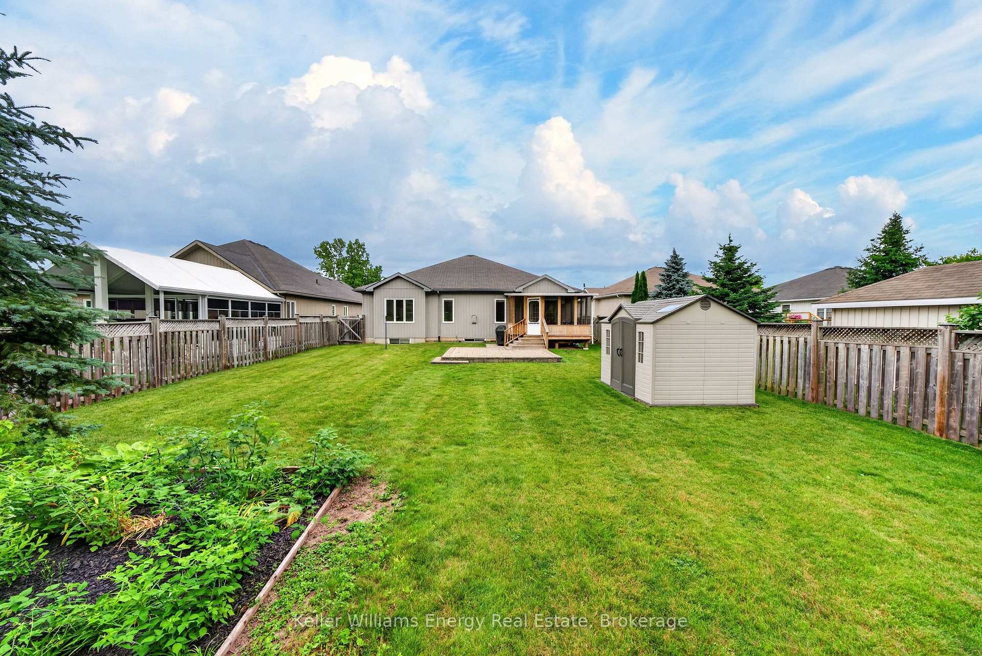 Photo 46 of 19 Jasper Avenue, Prince Edward County, Picton Ward — HOMEH