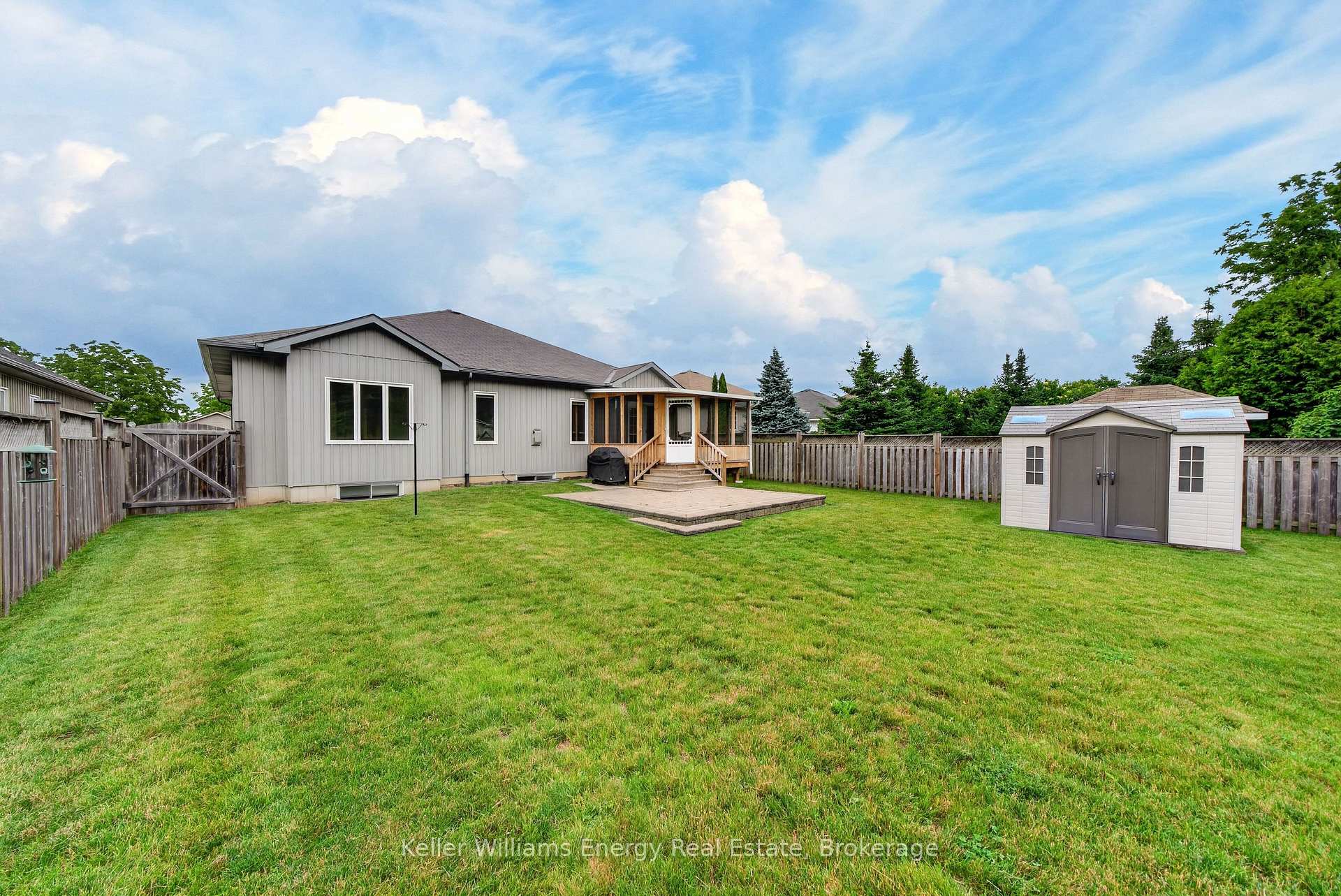 Photo 47 of 19 Jasper Avenue, Prince Edward County, Picton Ward — HOMEH