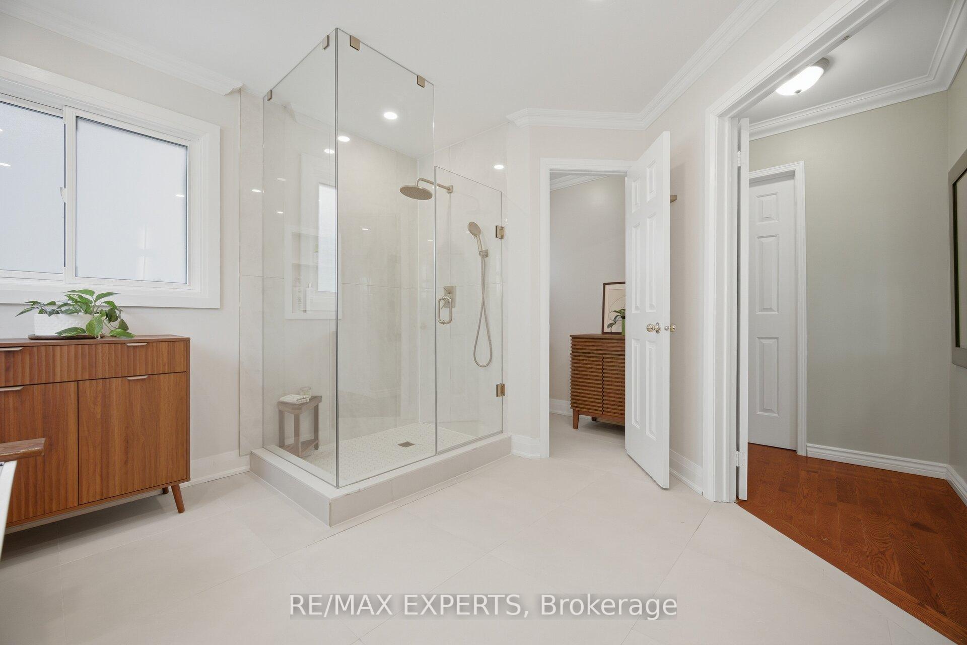 Photo 23 of 12 Kingfisher Court, Brampton, Snelgrove — HOMEH