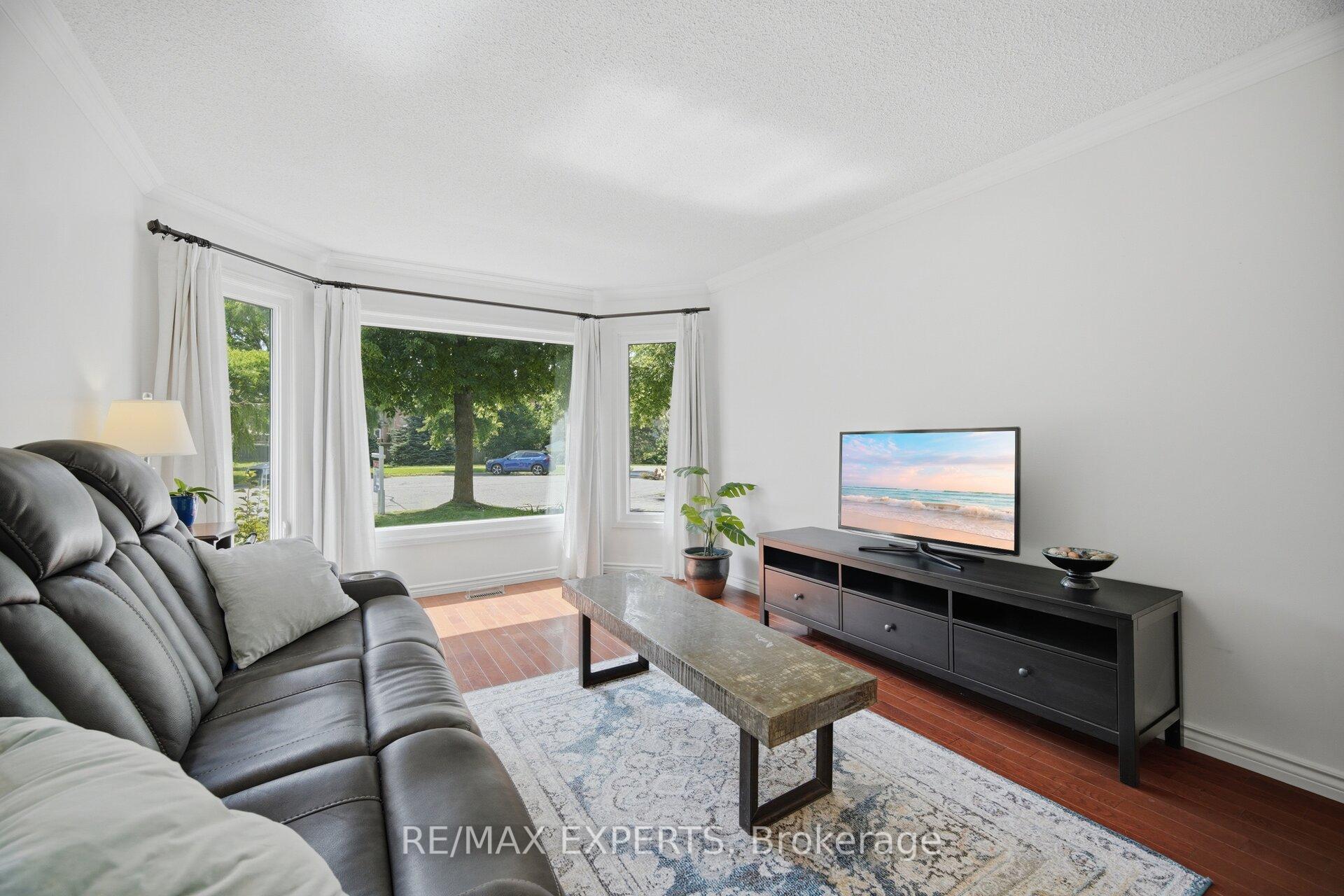 Photo 31 of 12 Kingfisher Court, Brampton, Snelgrove — HOMEH