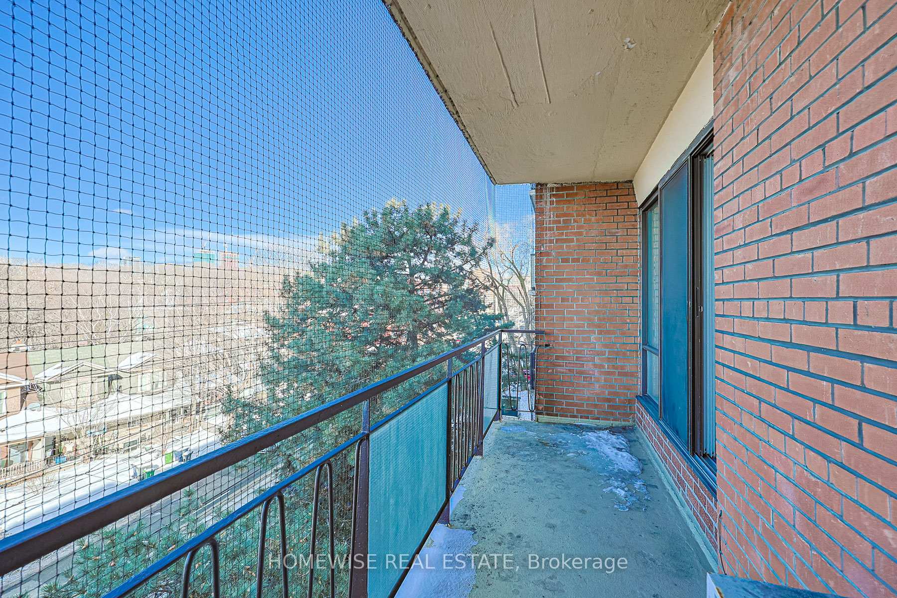 Photo 11 of Unit 714, 485 Kingston Road, Toronto, The Beaches — HOMEH