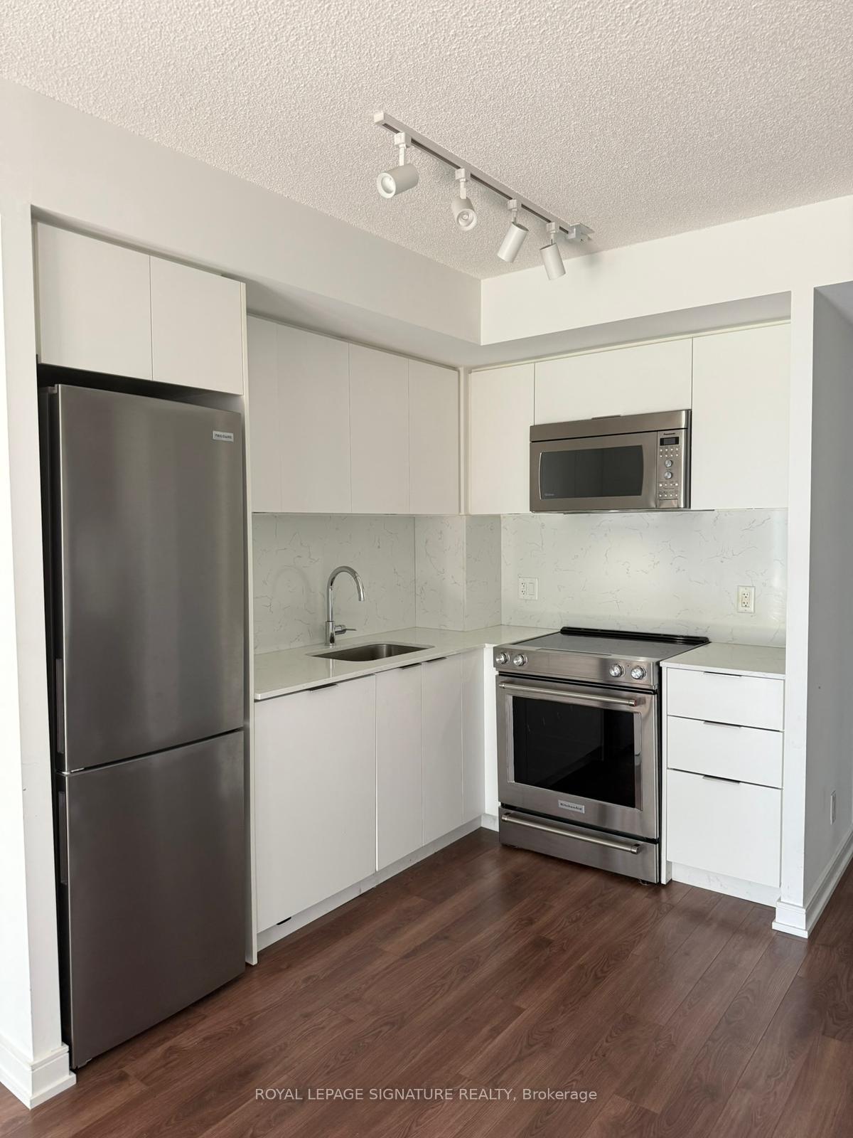 Photo 1 of Unit 301, 30 Samuel Wood Way, Etobicoke, Islington-City Centre West — HOMEH