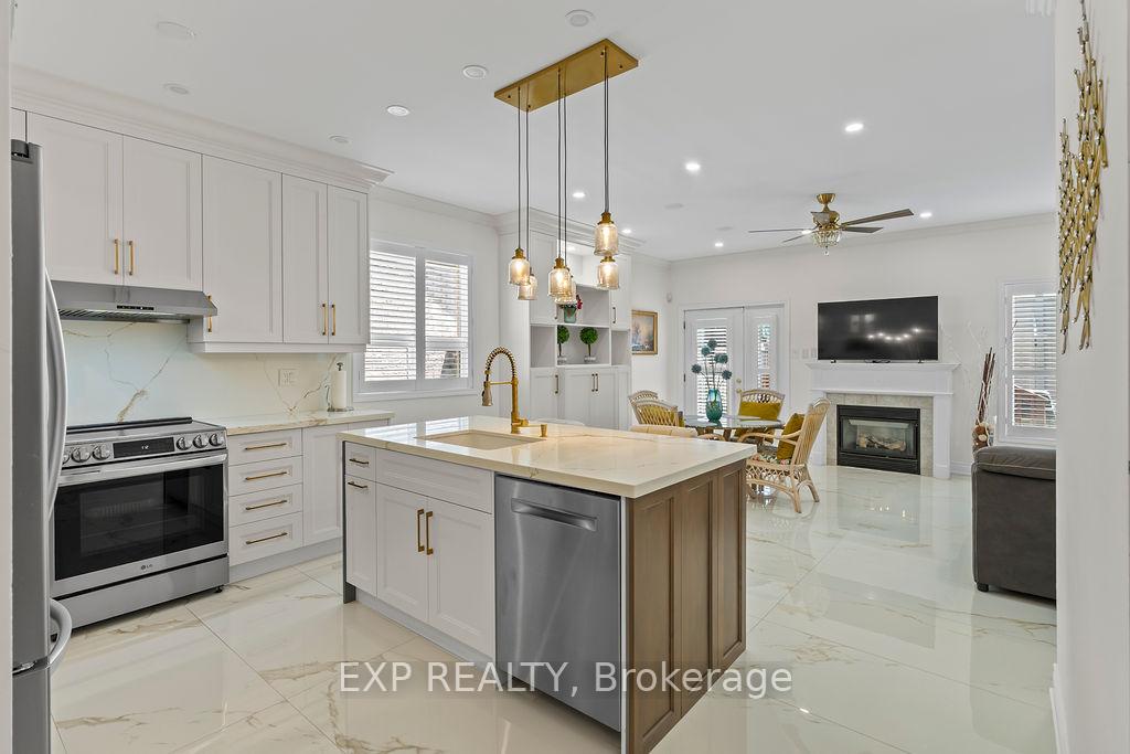Photo 10 of 225 Ellis Crescent, Milton, Dempsey — HOMEH