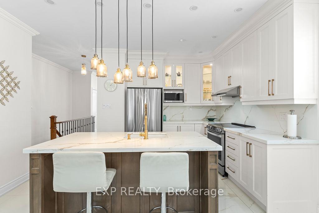 Photo 14 of 225 Ellis Crescent, Milton, Dempsey — HOMEH