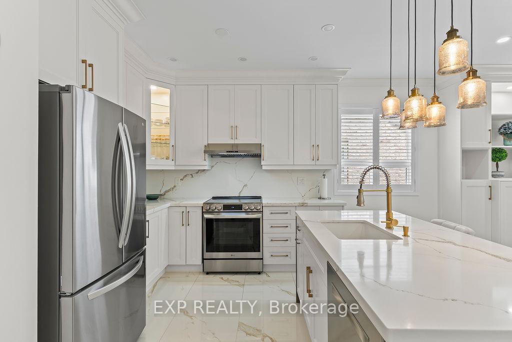 Photo 15 of 225 Ellis Crescent, Milton, Dempsey — HOMEH