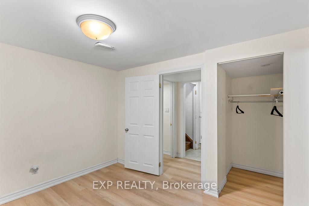 Photo 29 of 225 Ellis Crescent, Milton, Dempsey — HOMEH