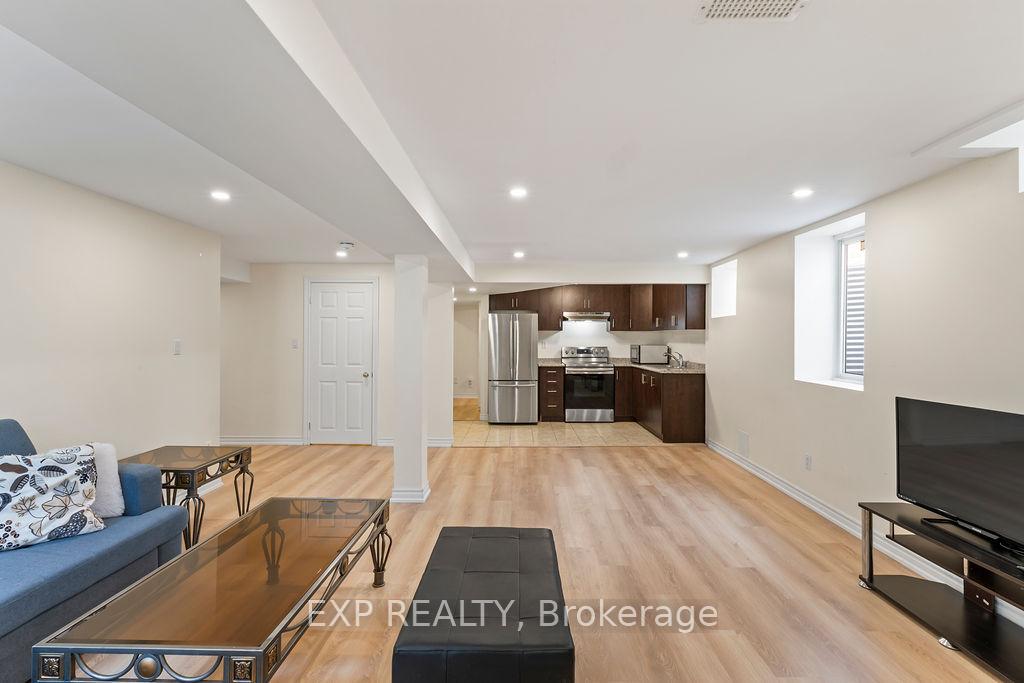 Photo 32 of 225 Ellis Crescent, Milton, Dempsey — HOMEH